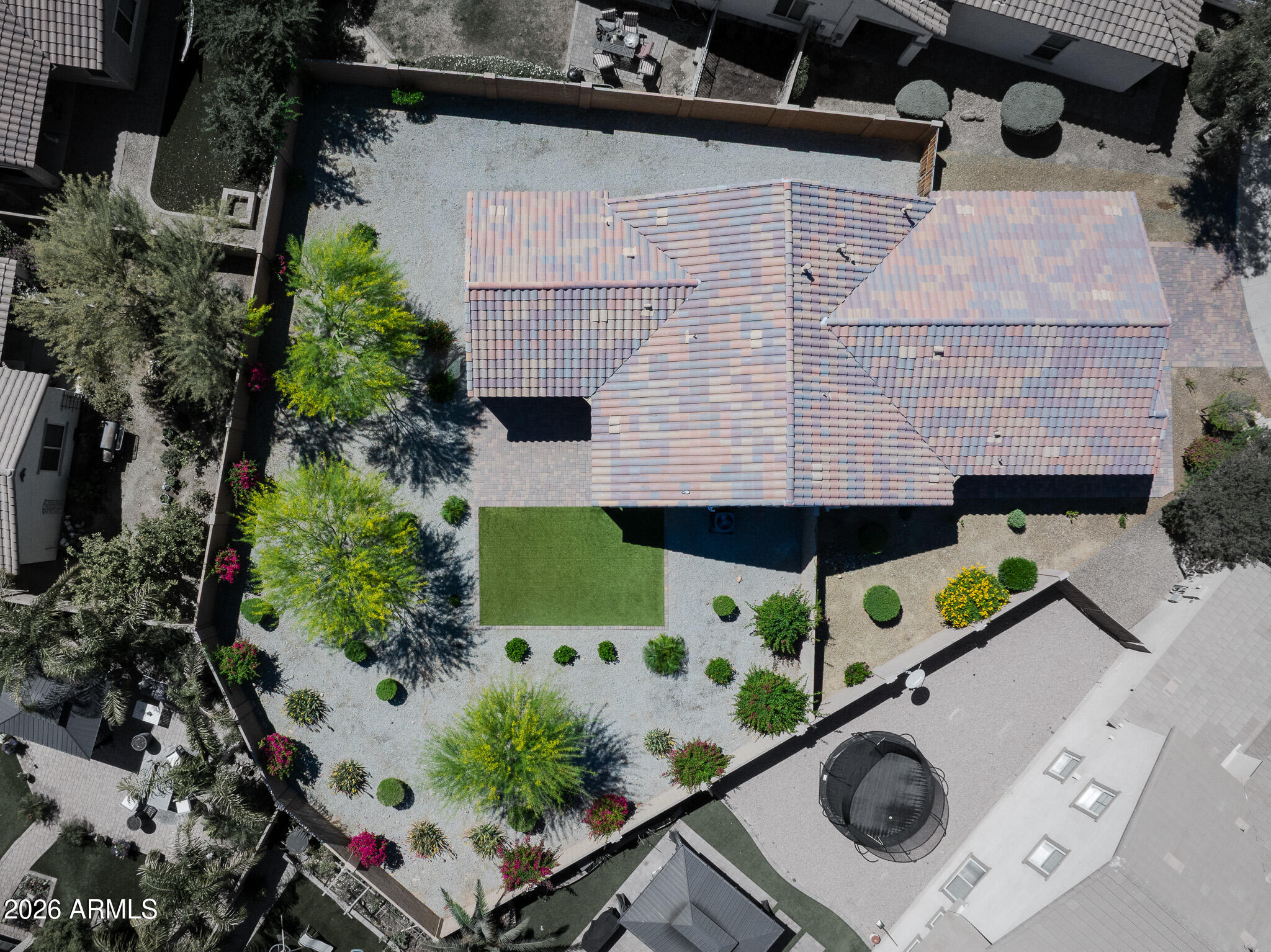 10037 W CASHMAN Drive