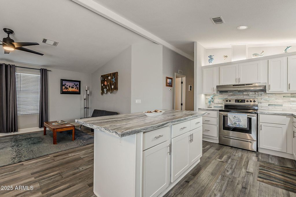 Photo of 215 N Power Road #107, Mesa, AZ 85205 (MLS # 6931403)