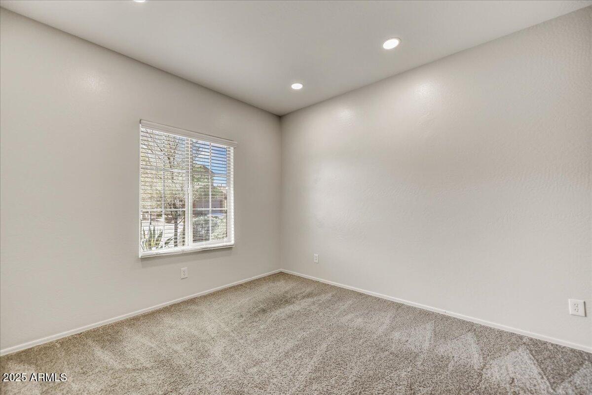 1854 W FETLOCK Trail