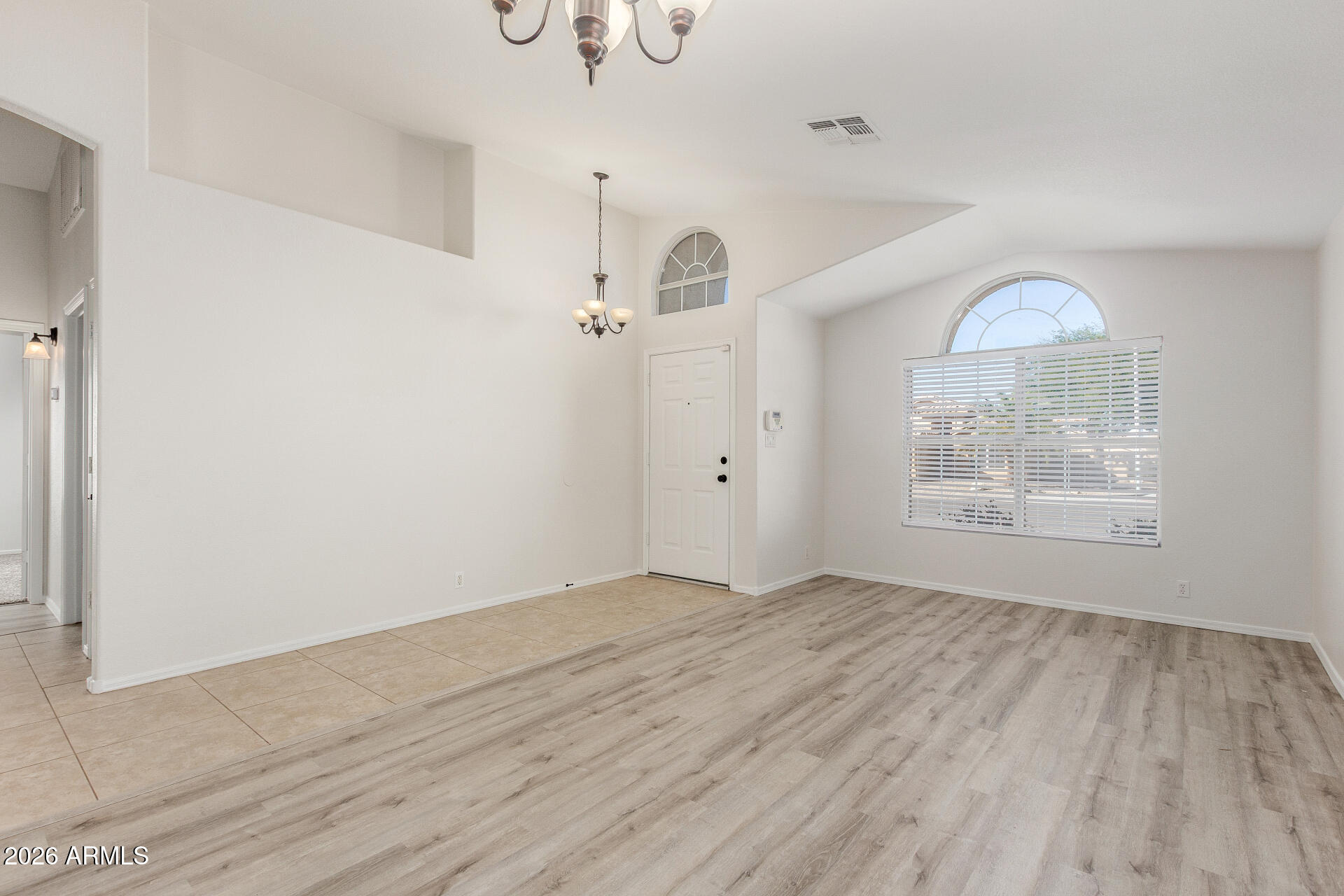 873 E CONSTITUTION Drive