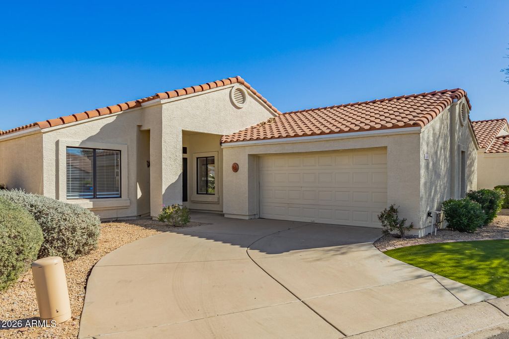 Photo of 15087 N 86th Drive, Peoria, AZ 85381 (MLS # 6977620)