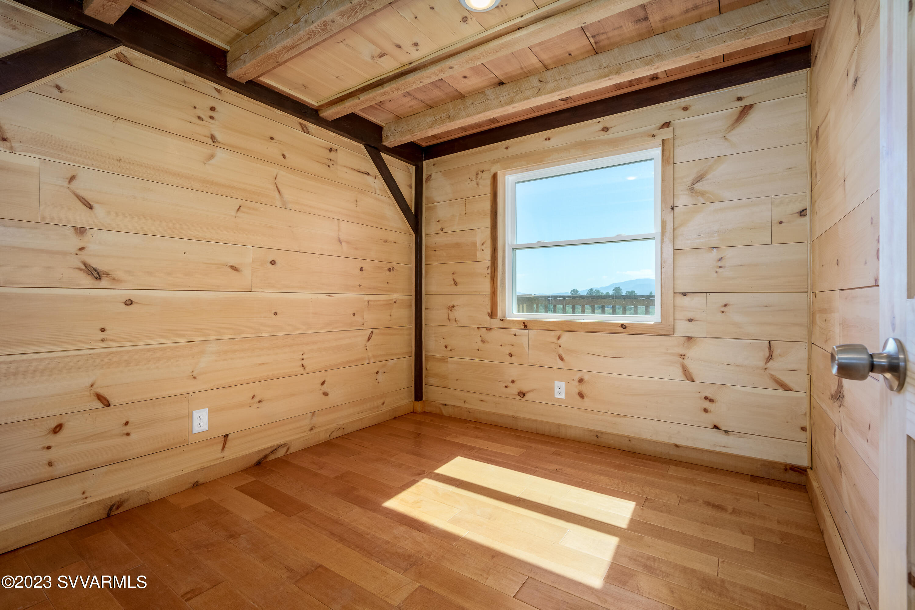 Under 5 Acres - Residential