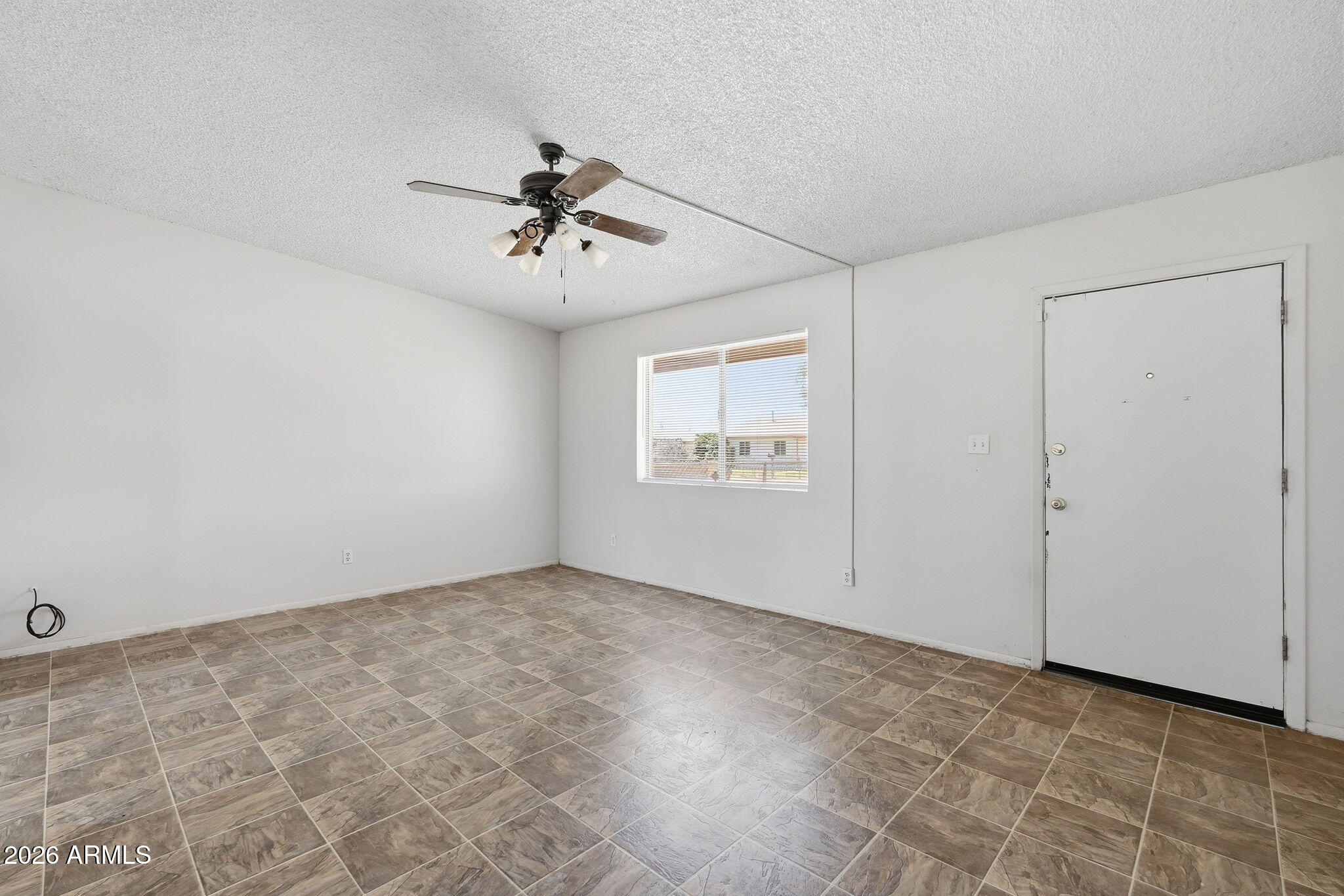 730 W DOUGLAS Avenue
