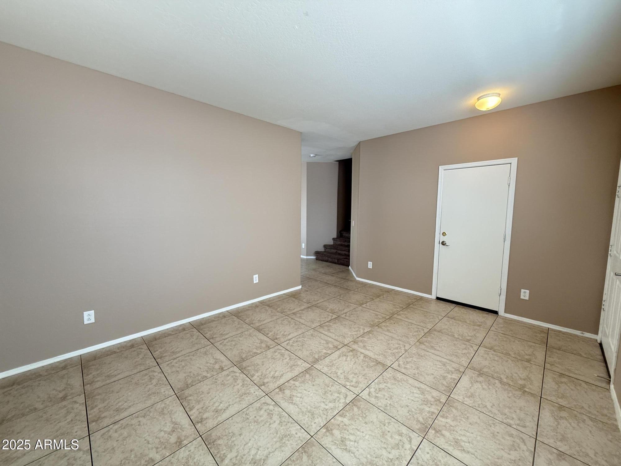 11752 W FOOTHILL Drive