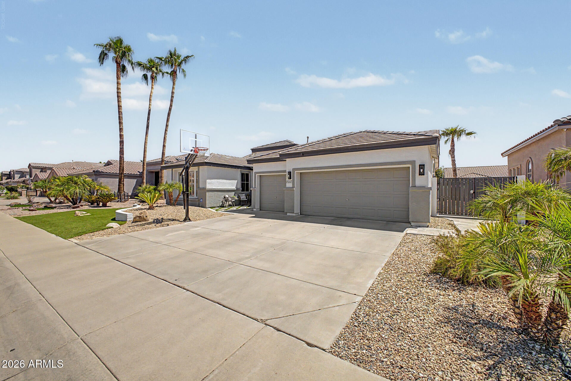 7247 W MELINDA Lane
