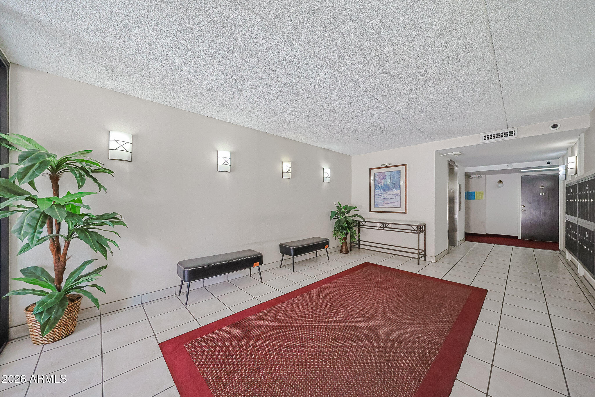 7920 E Camelback Road 111