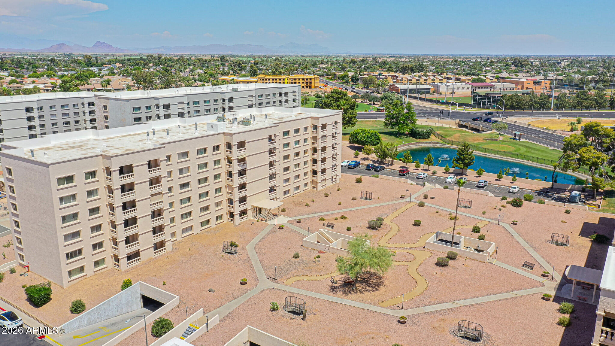 7920 E Camelback Road 111