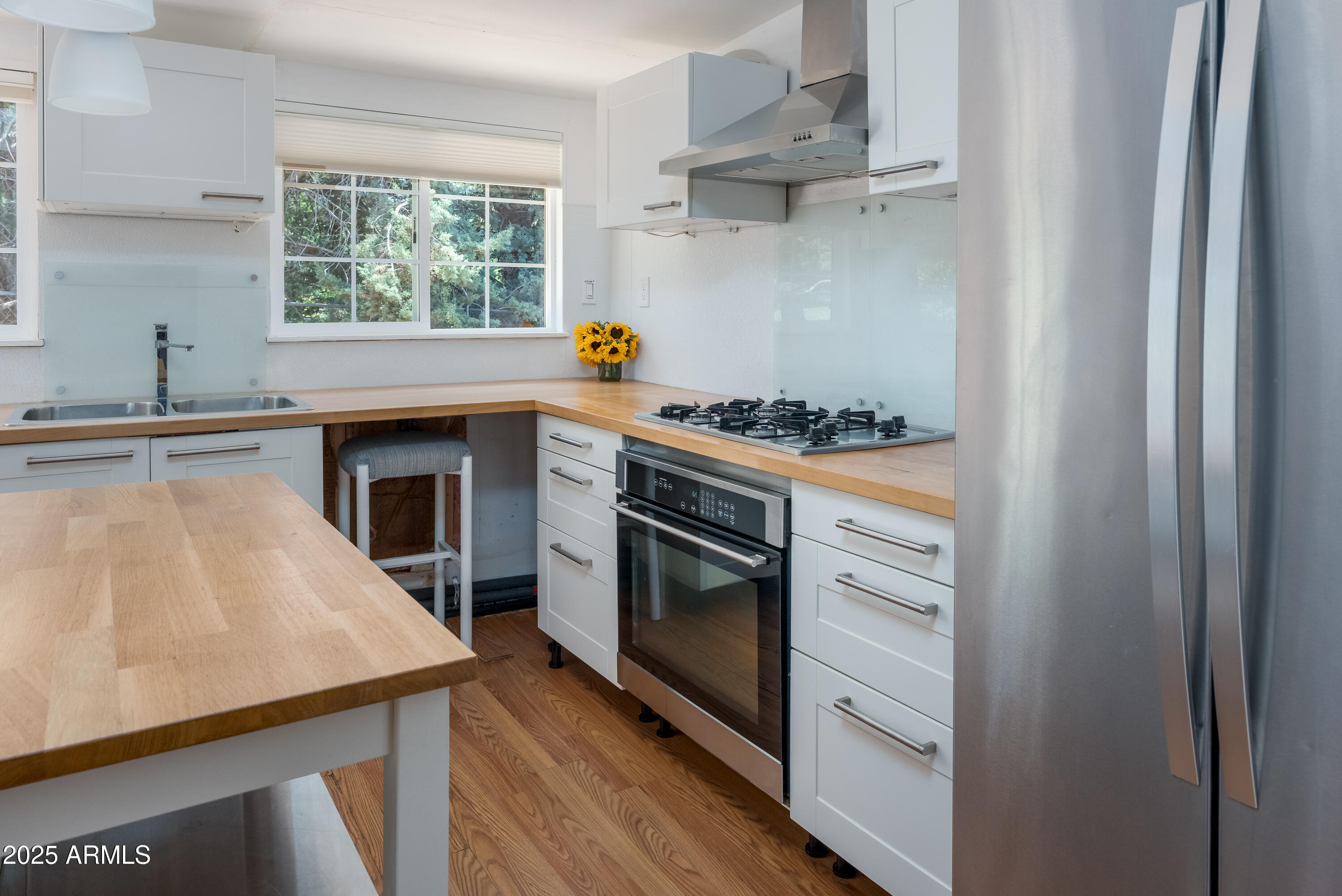 Sedona, Arizona 86351, United States, 2 Bedrooms Bedrooms, ,1 BathroomBathrooms,Residential,Pending,182930