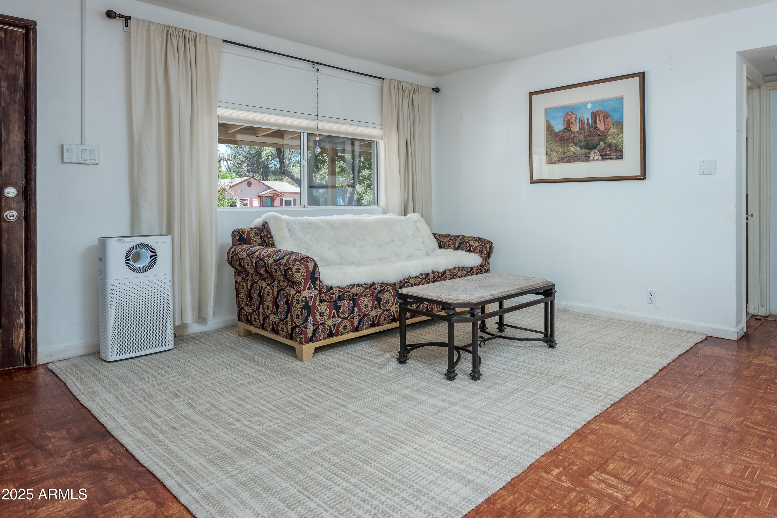 Sedona, Arizona 86351, United States, 2 Bedrooms Bedrooms, ,1 BathroomBathrooms,Residential,Pending,182930