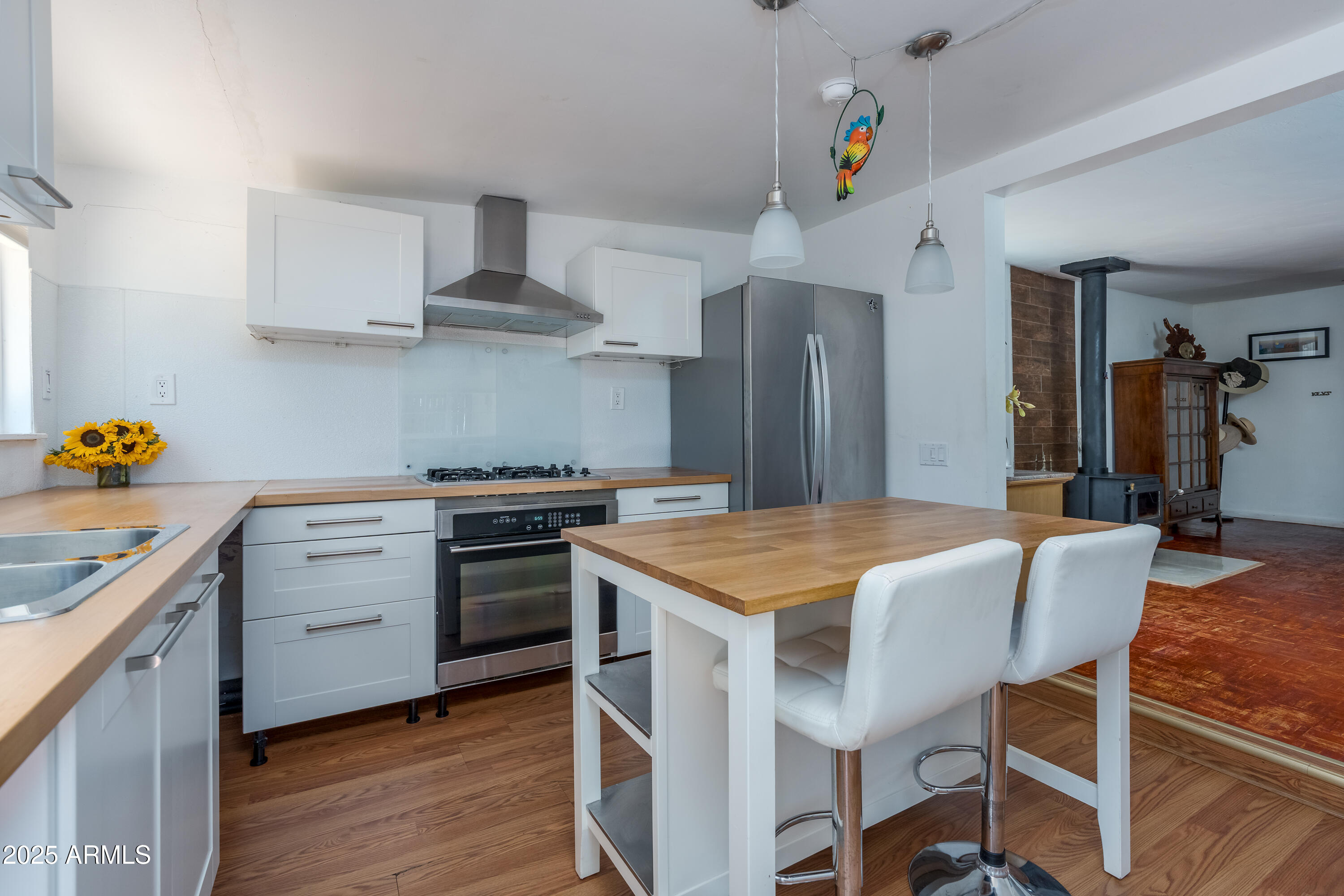 Sedona, Arizona 86351, United States, 2 Bedrooms Bedrooms, ,1 BathroomBathrooms,Residential,Pending,182930