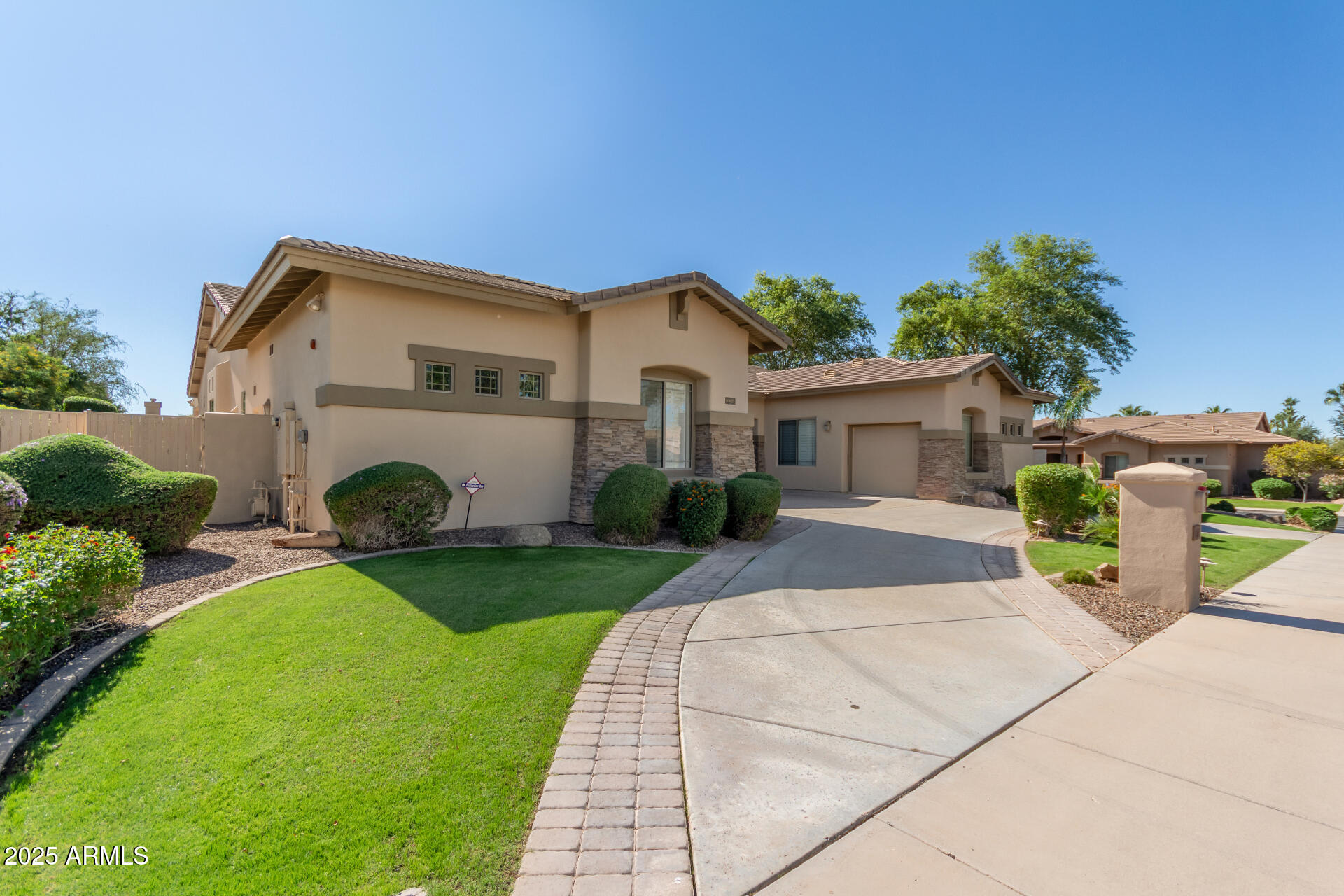 Homes for Sale in Queen Creek Arizona 4 10835 E CANNON Drive