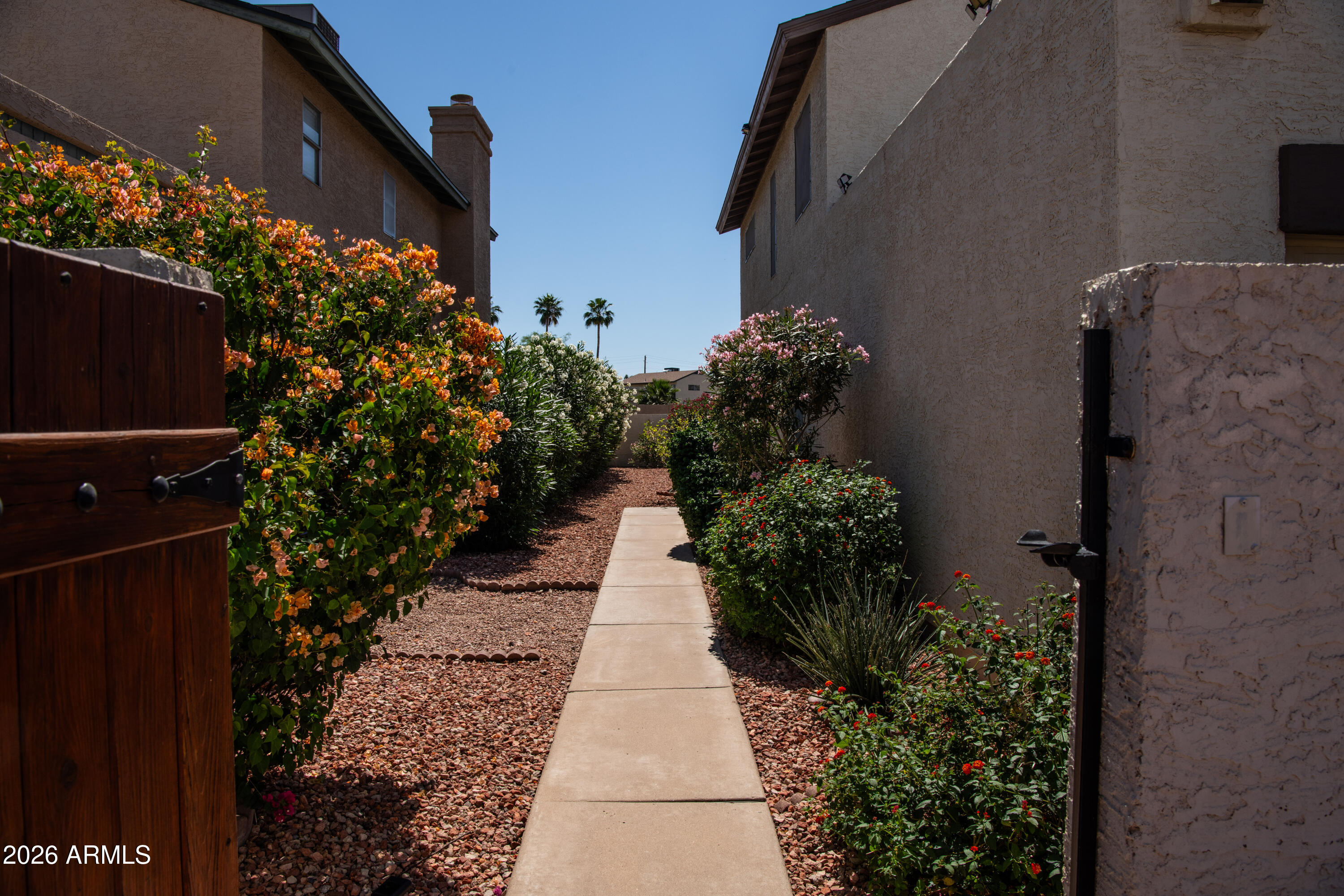 630 E JENSEN Street 116