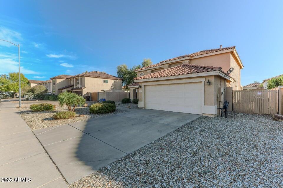 10617 W DALEY Lane
