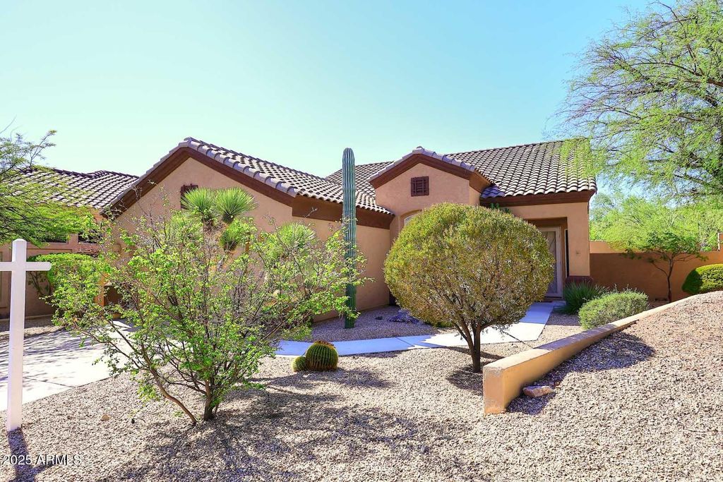 Photo of 15633 E Hedgehog Court, Fountain Hills, AZ 85268 (MLS # 6919713)