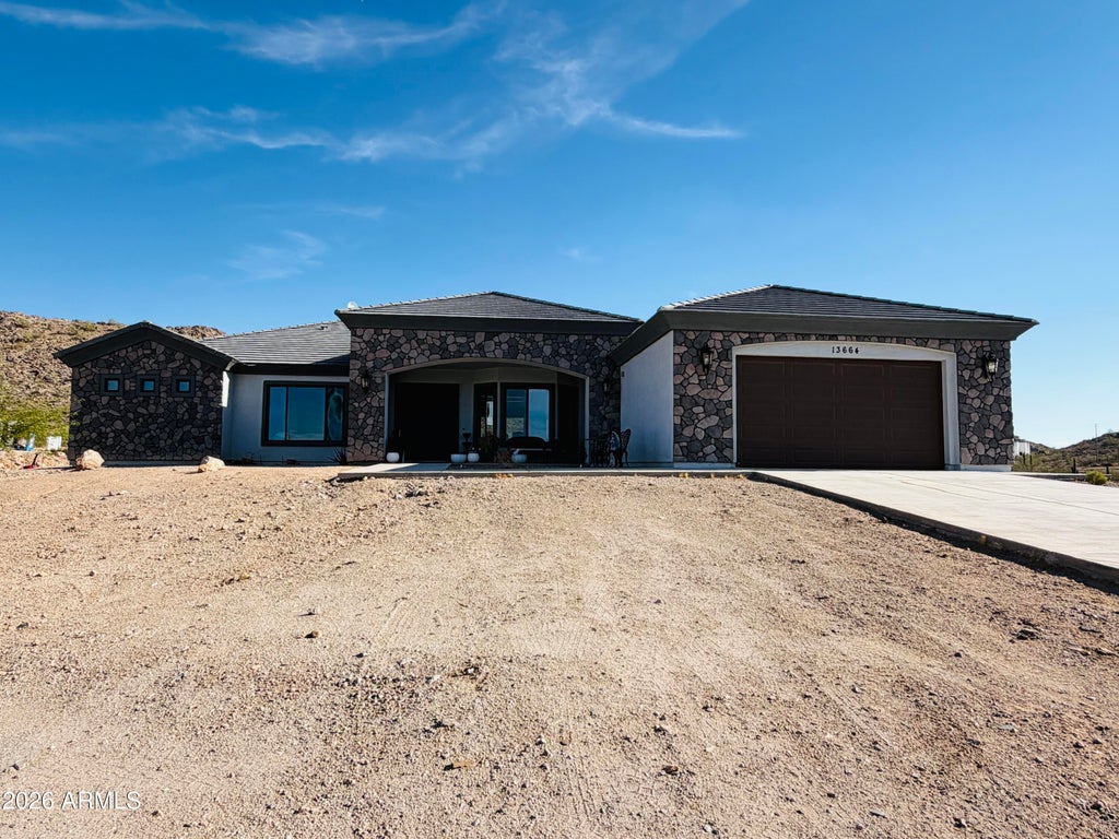 Photo of 13664 S 189th Avenue, Buckeye, AZ 85326 (MLS # 7069285)