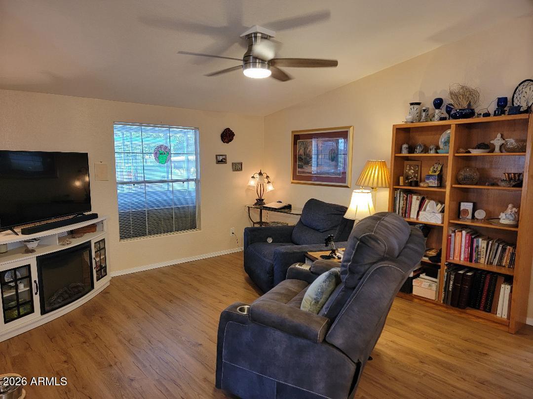 FLORENCE GARDENS - Residential