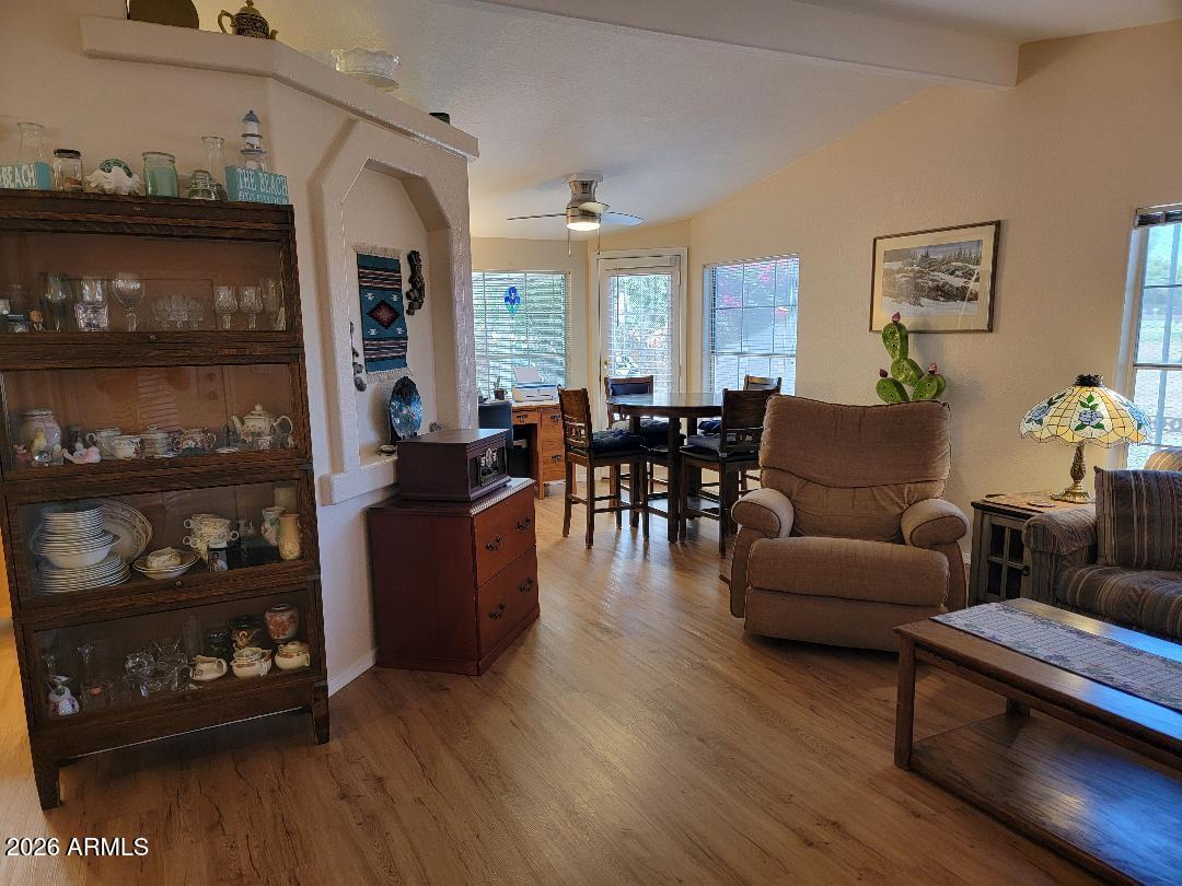 FLORENCE GARDENS - Residential