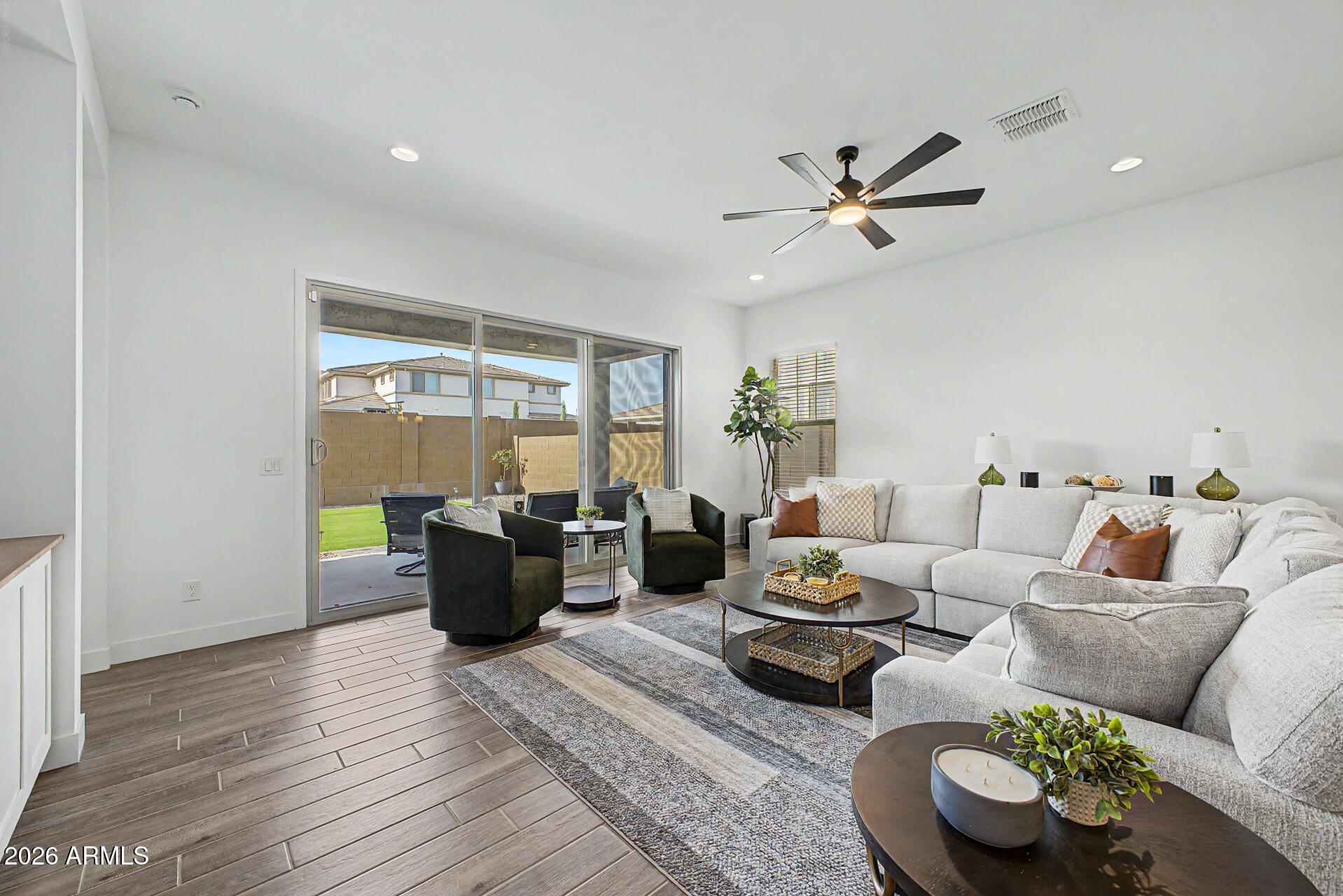 STONEHAVEN - Residential