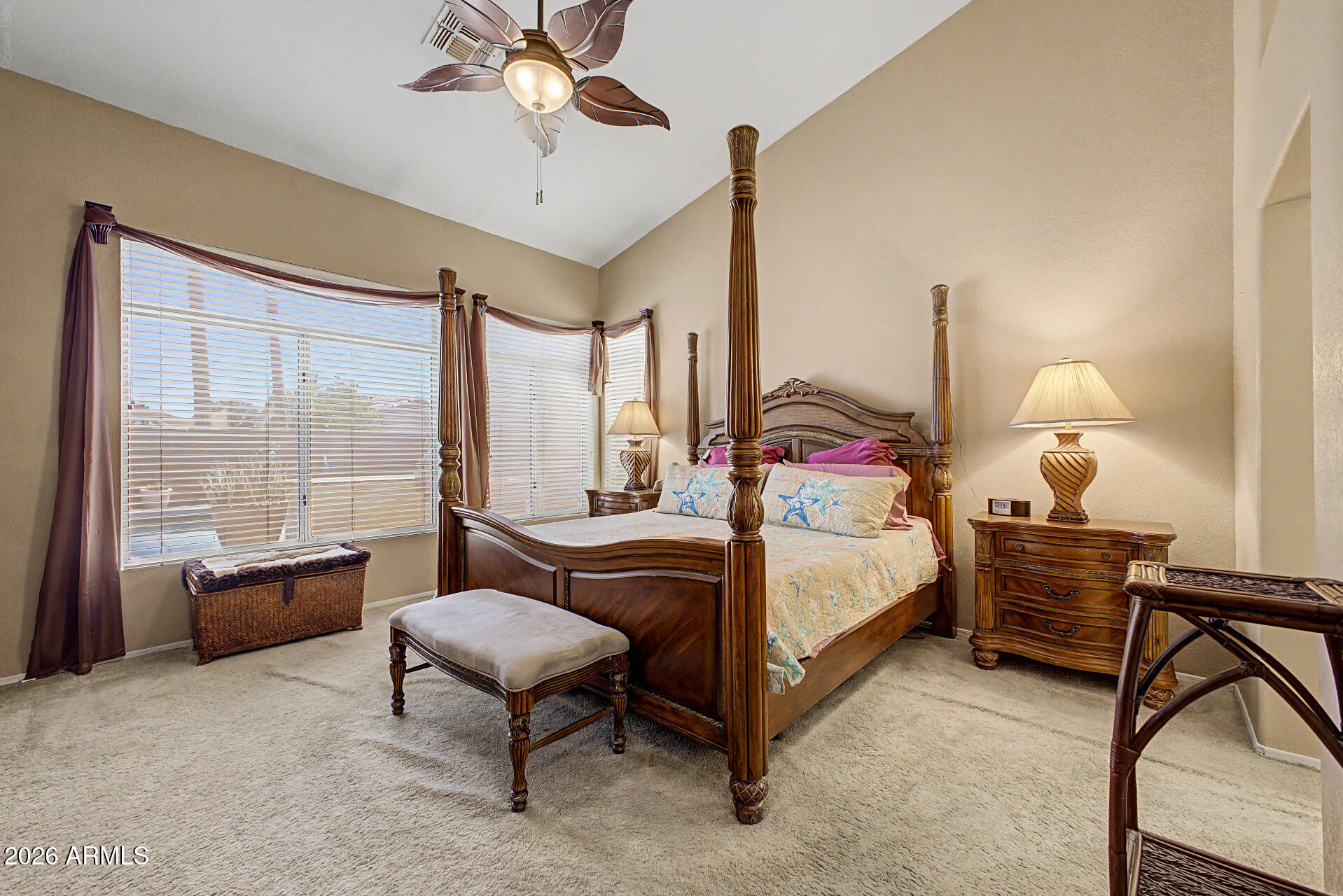 5525 E KAREN Drive