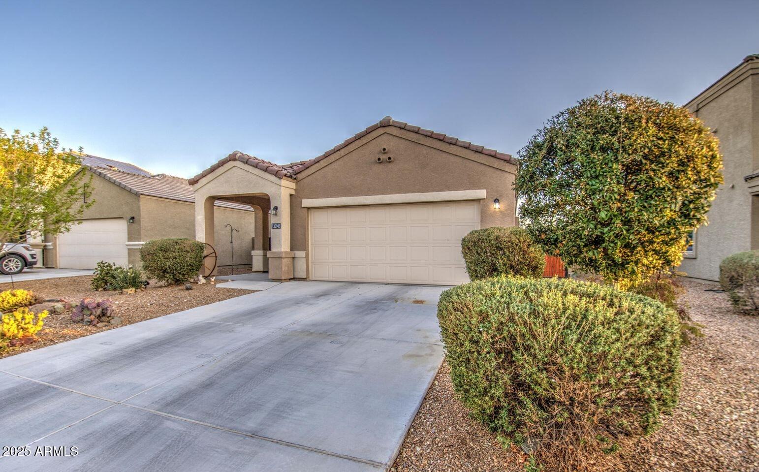 30945 W PICADILLY Road