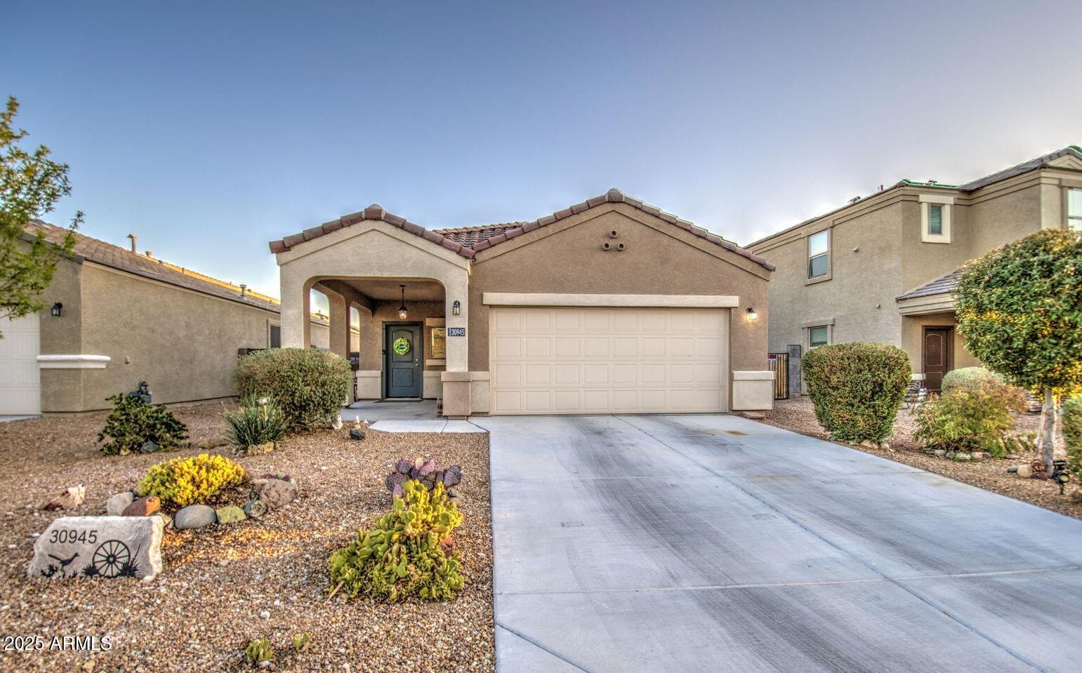 30945 W PICADILLY Road