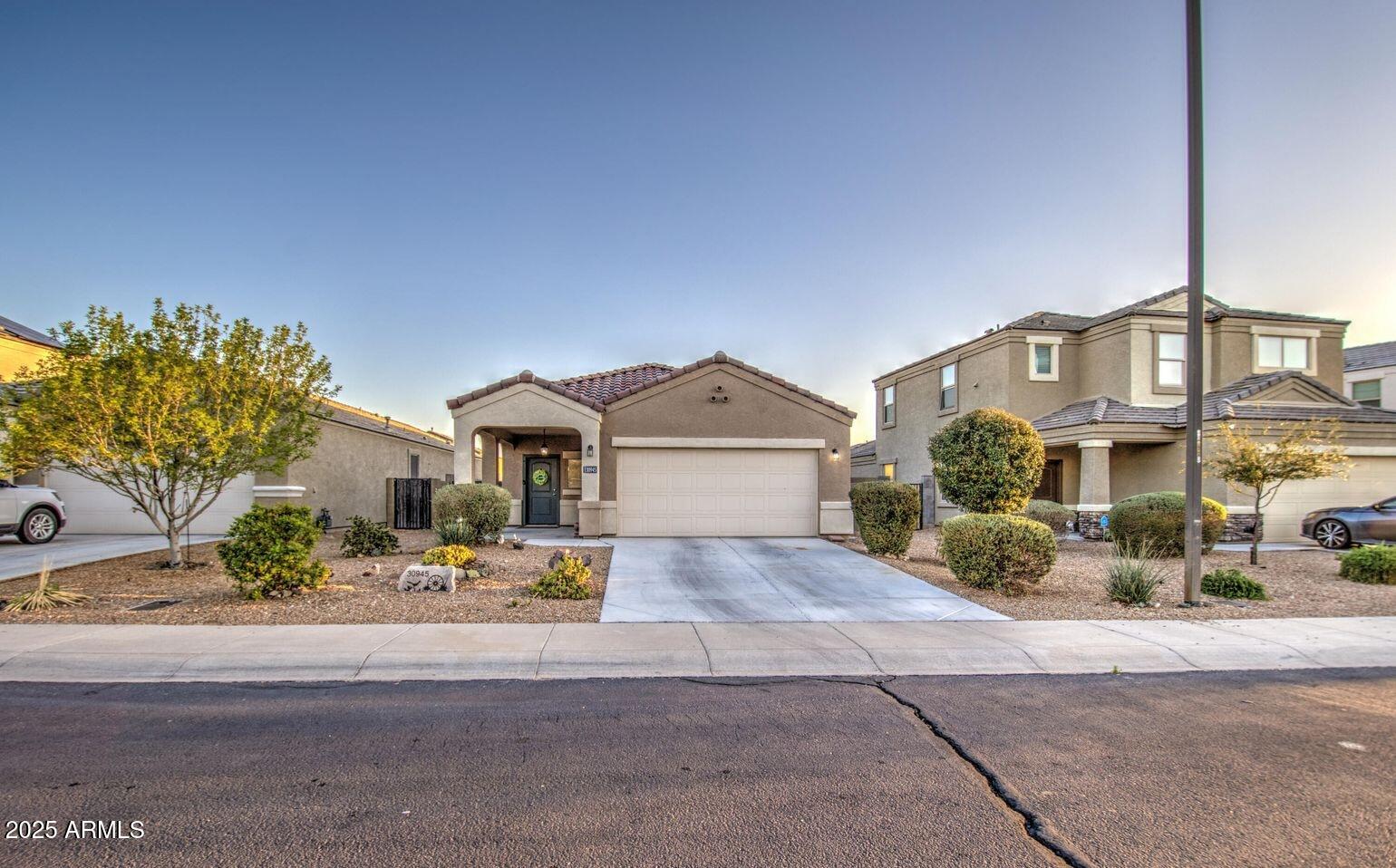 30945 W PICADILLY Road