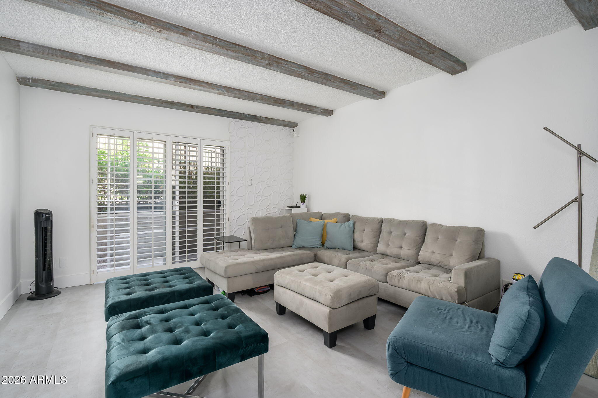 1004 E OSBORN Road B