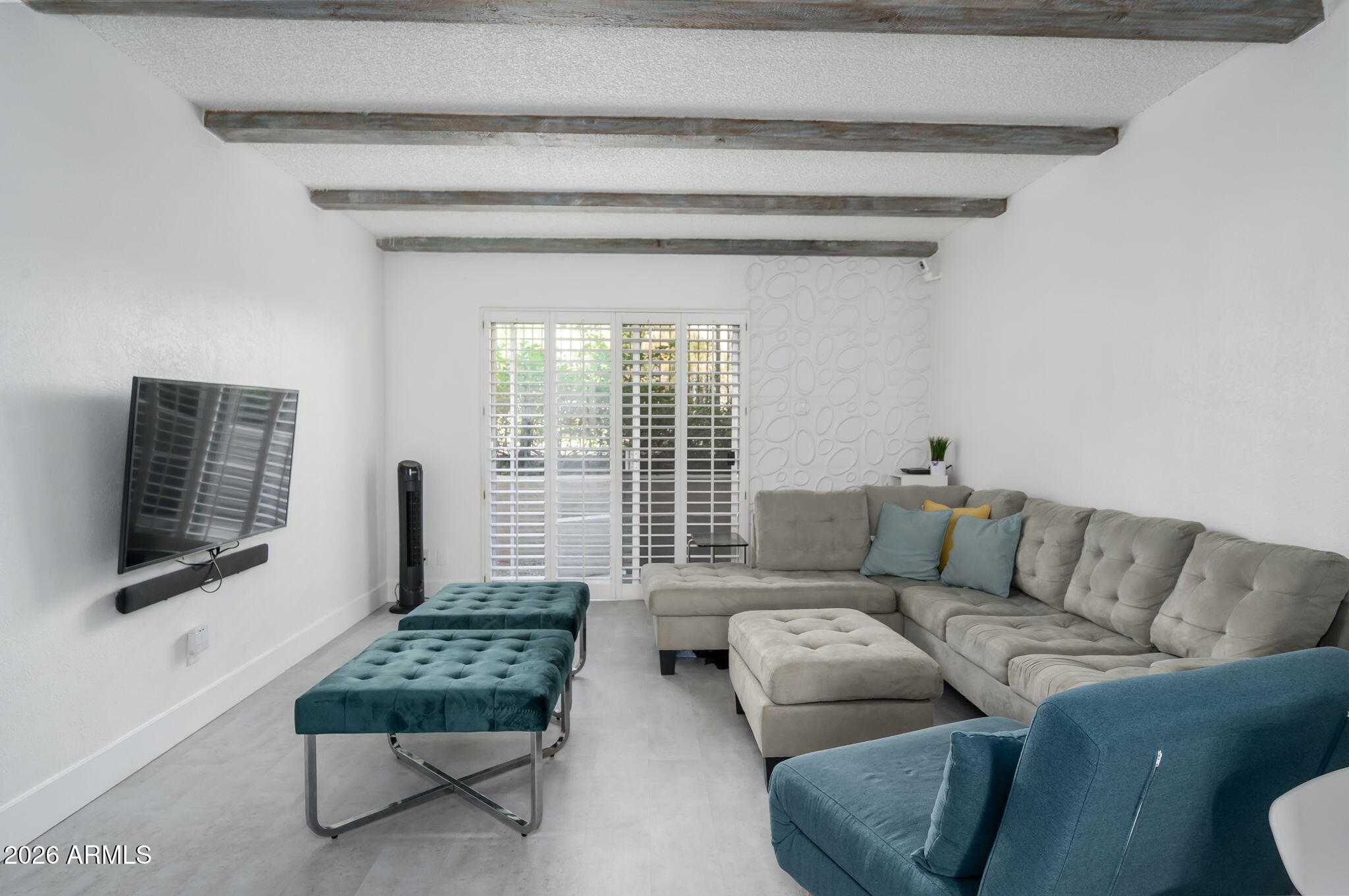 1004 E OSBORN Road B