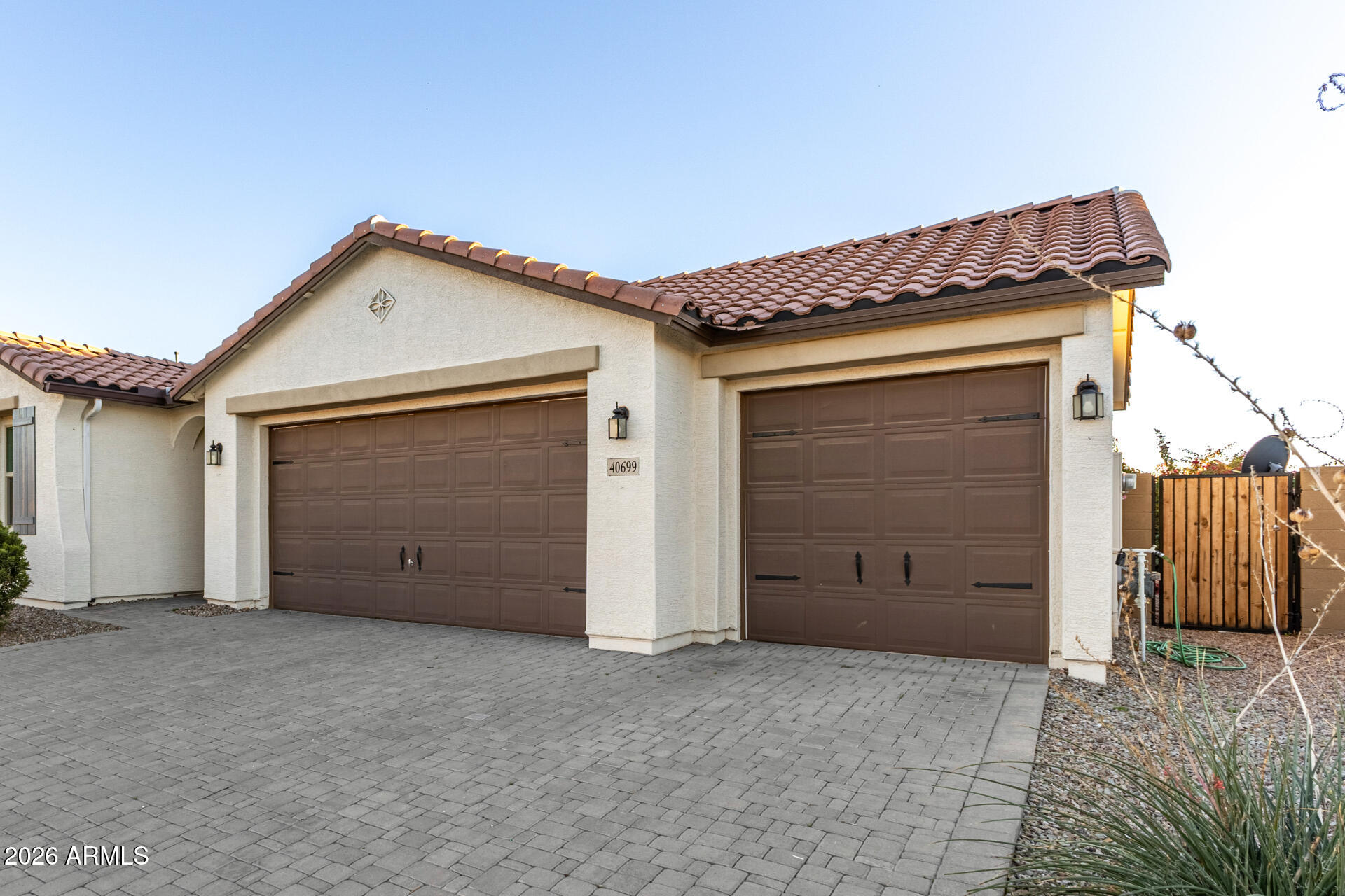 40699 W LITTLE Drive