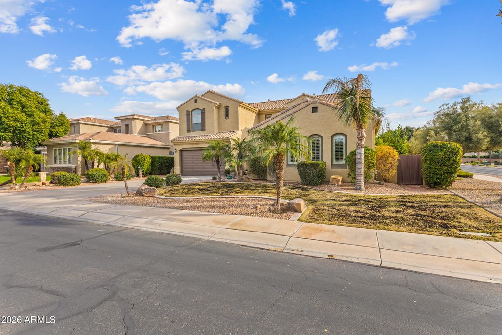 Photo of 1341 E Macaw Court, Gilbert, AZ 85297 (MLS # 6964981)