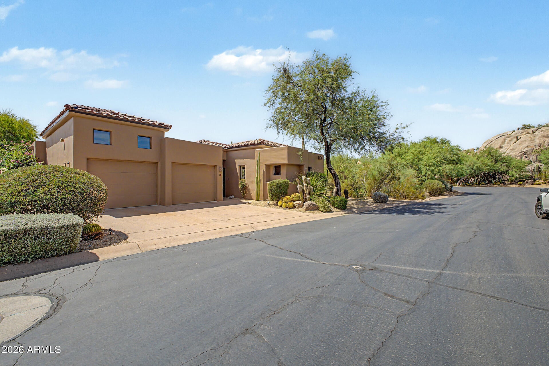 7500 E BOULDERS Parkway 12