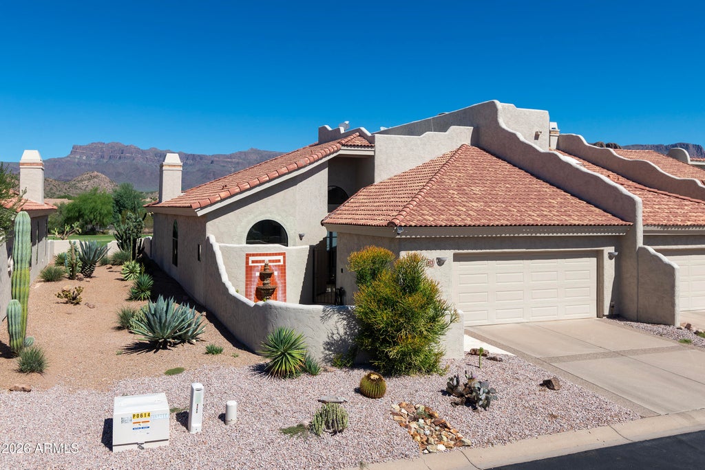 Photo of 8762 E Greenview Drive, Gold Canyon, AZ 85118 (MLS # 7091409)