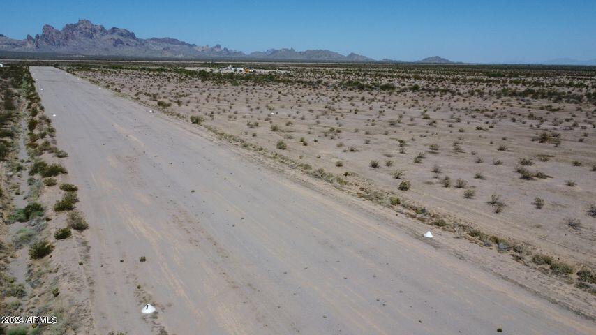 xxx S 541st Avenue -