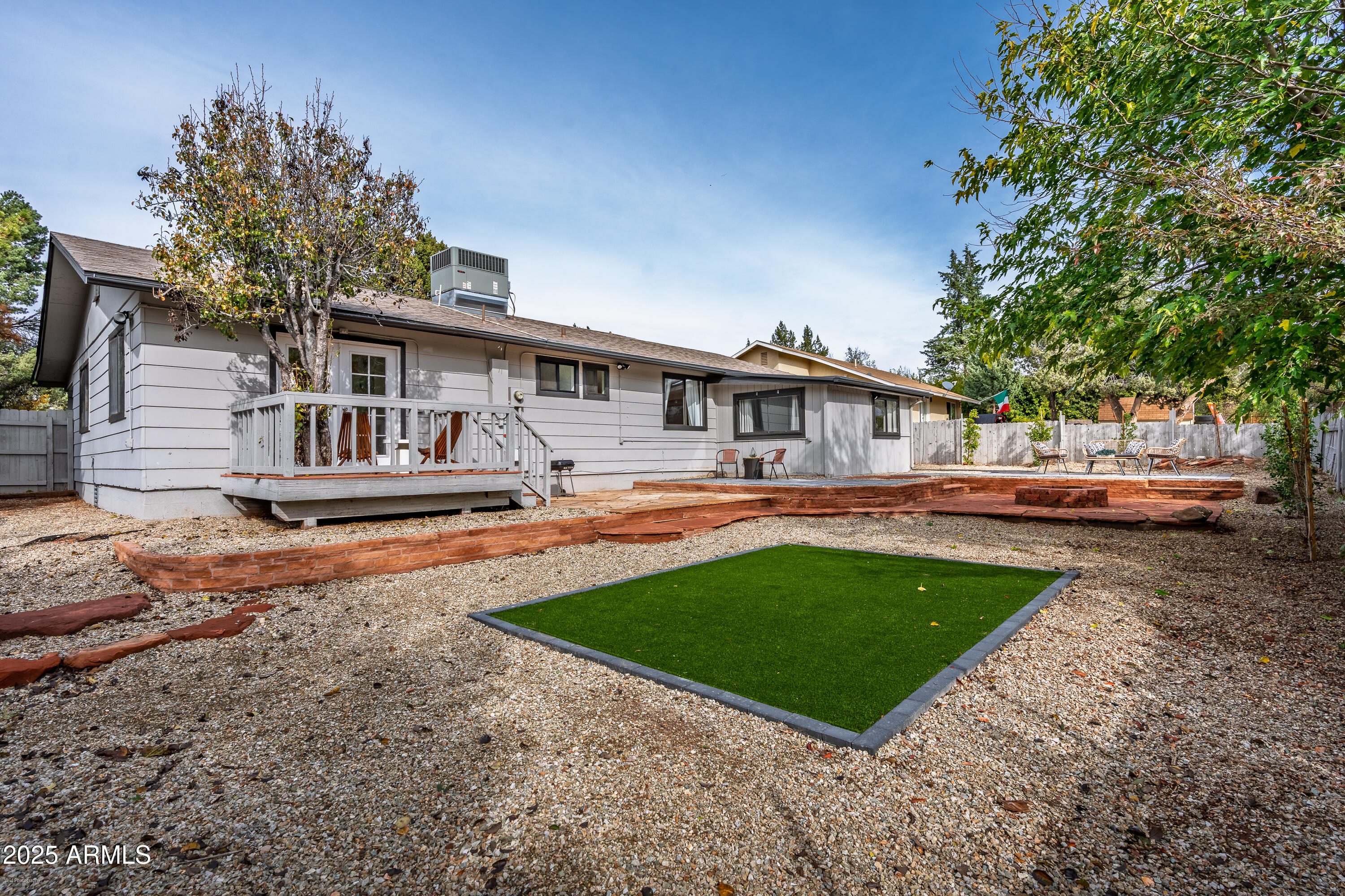 Sedona, Arizona 86351, United States, 3 Bedrooms Bedrooms, ,2 BathroomsBathrooms,Residential,Active,247443