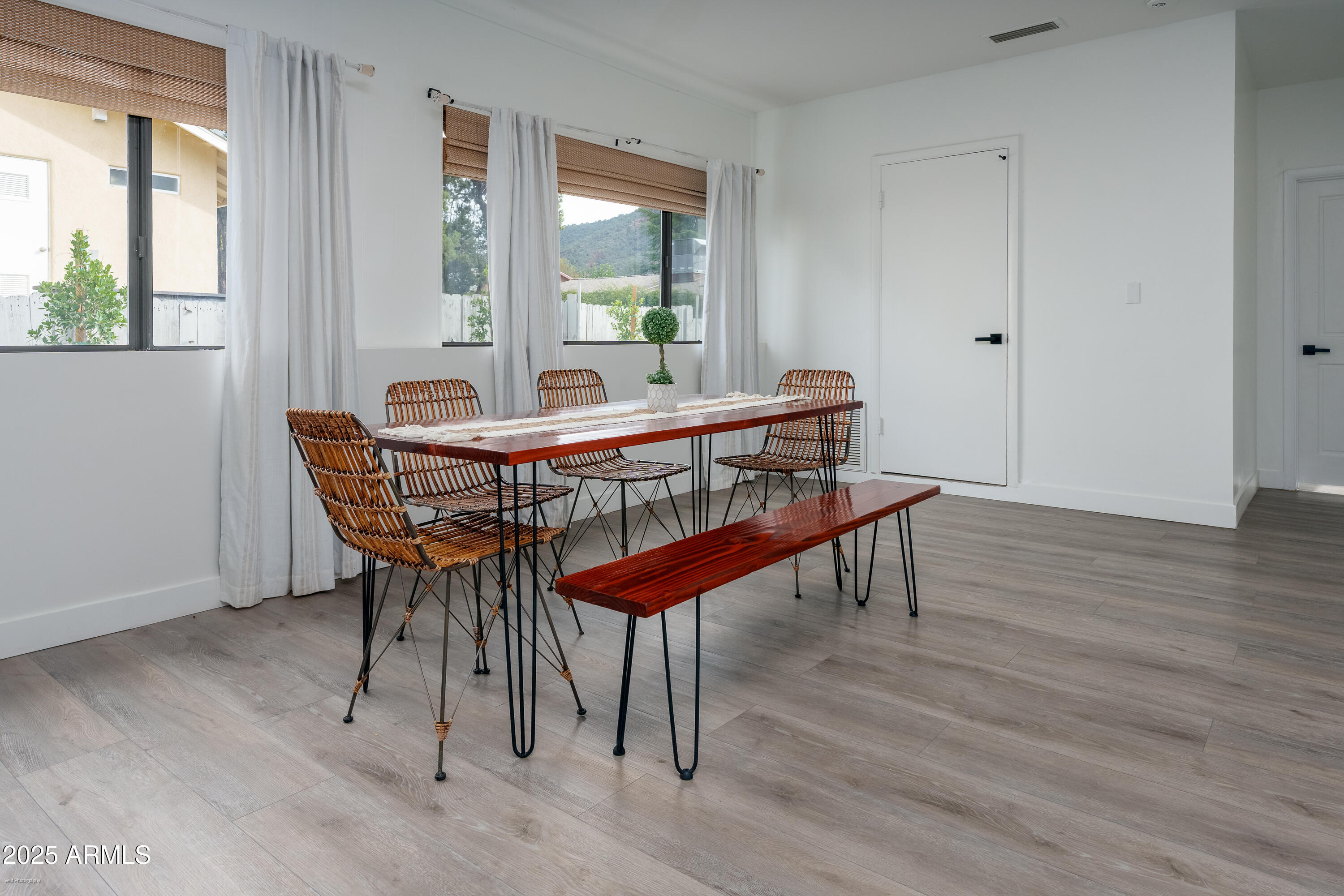 Sedona, Arizona 86351, United States, 3 Bedrooms Bedrooms, ,2 BathroomsBathrooms,Residential,Active,247443