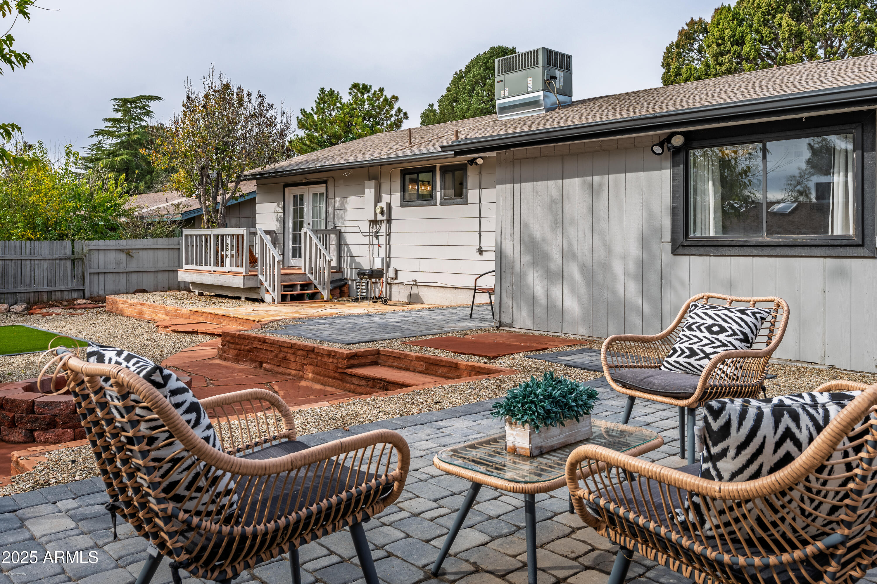 Sedona, Arizona 86351, United States, 3 Bedrooms Bedrooms, ,2 BathroomsBathrooms,Residential,Active,247443