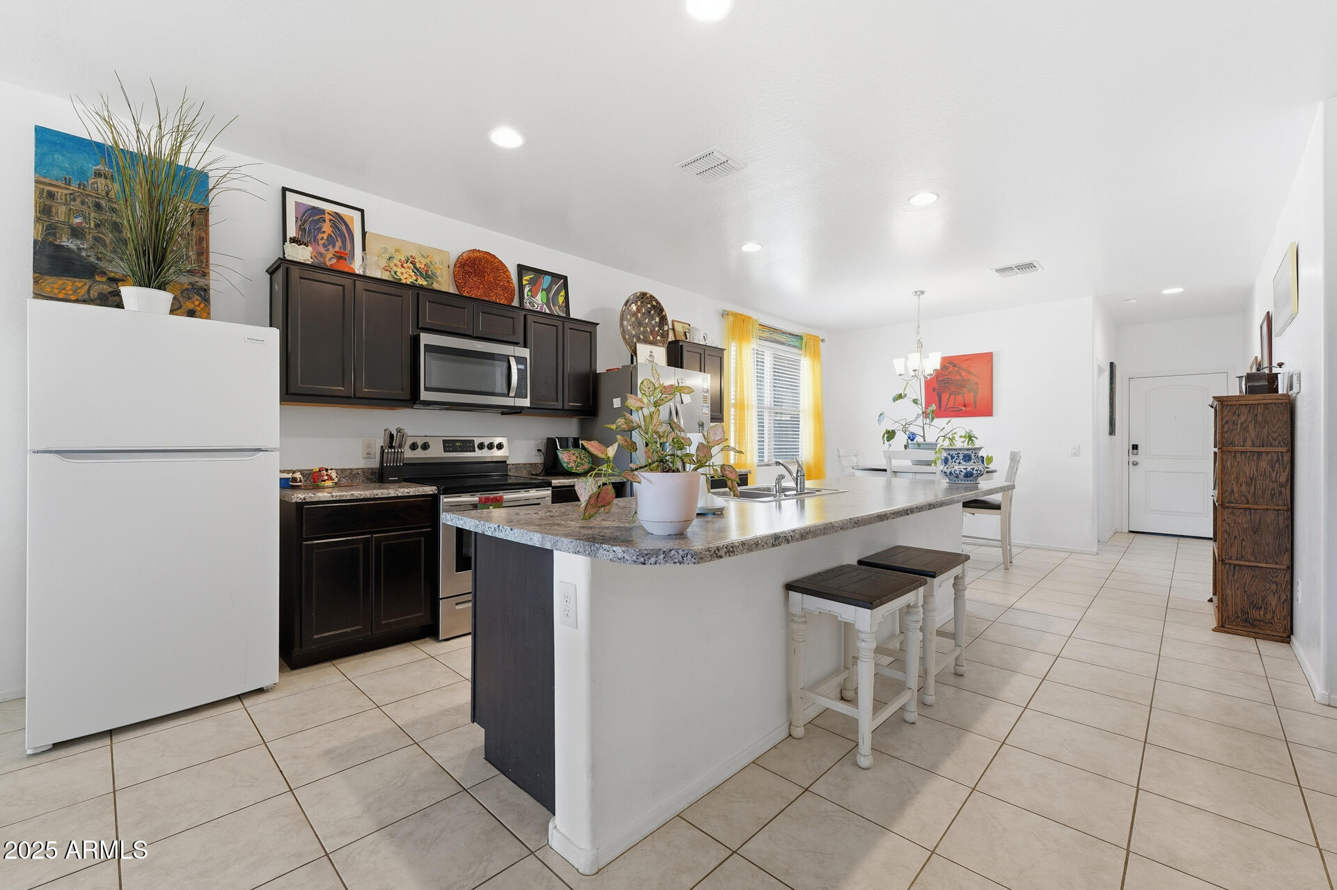 36977 W MADDALONI Avenue