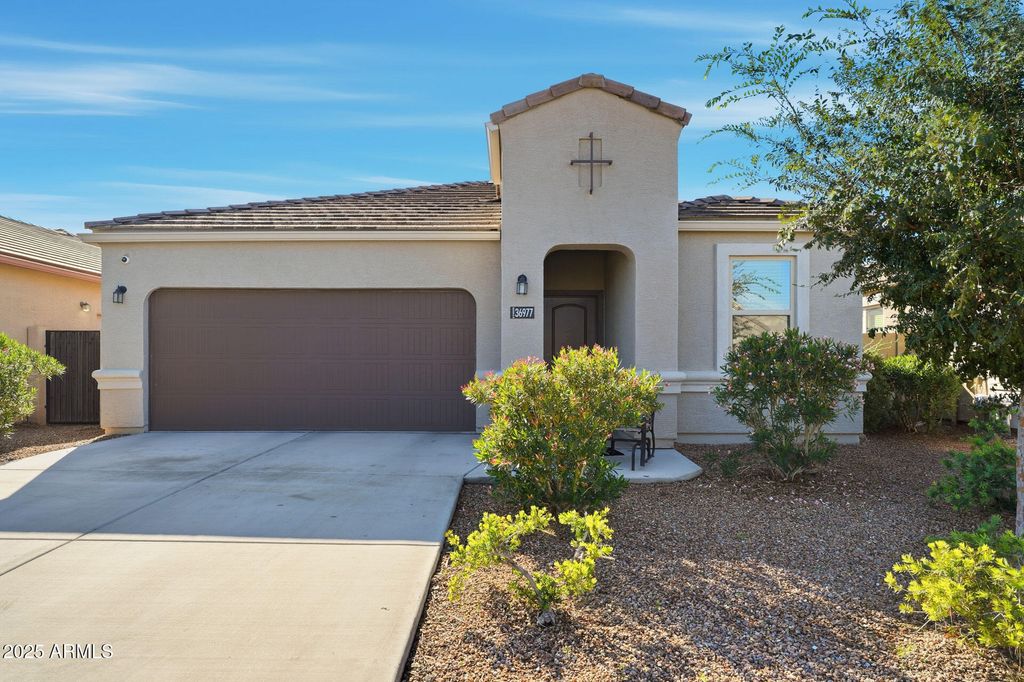 Photo of 36977 W Maddaloni Avenue, Maricopa, AZ 85138 (MLS # 6951455)