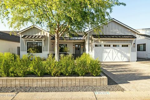 3530 E GLENROSA Avenue Phoenix AZ 85018