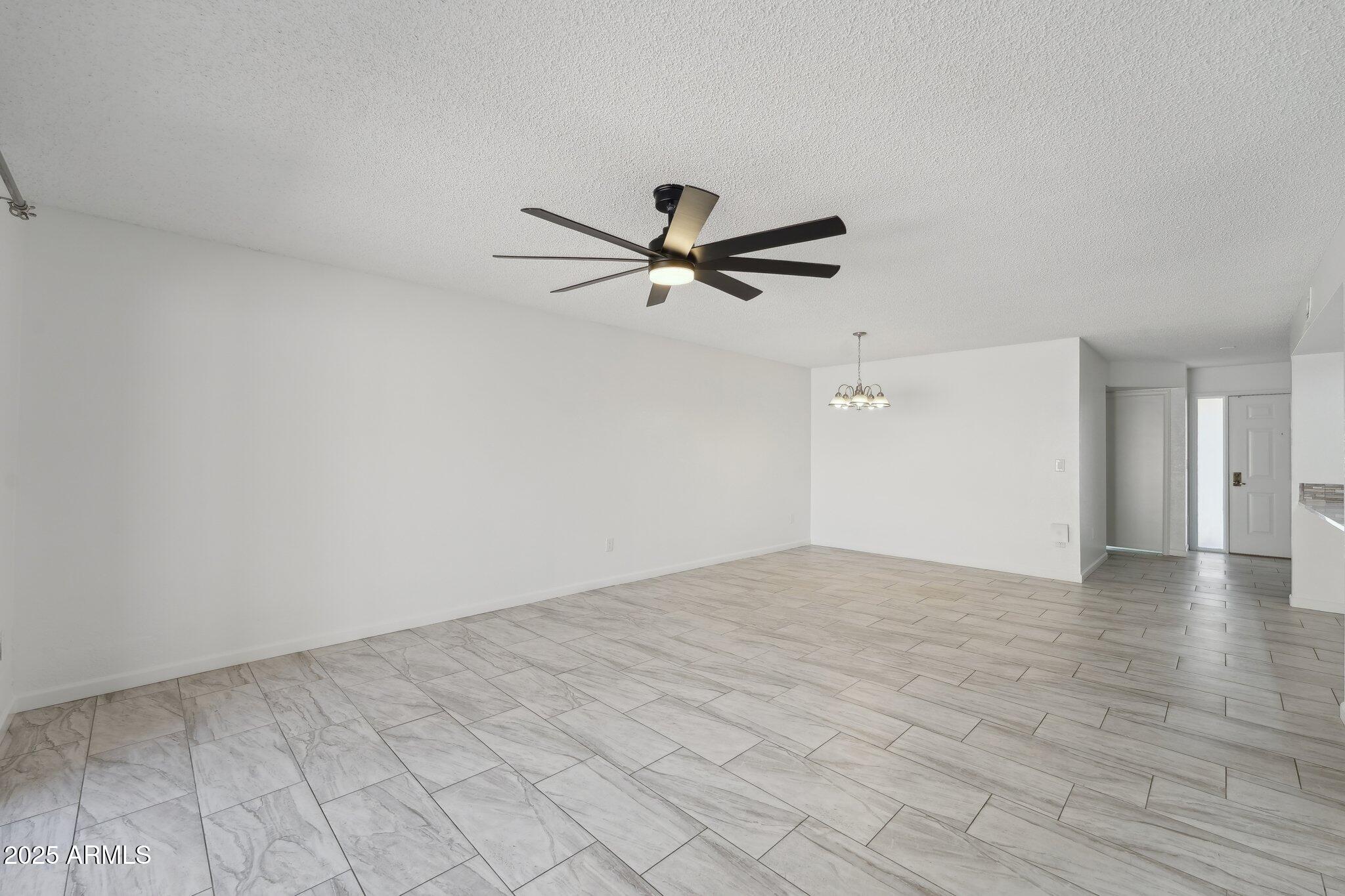 1021 S GREENFIELD Road 1077