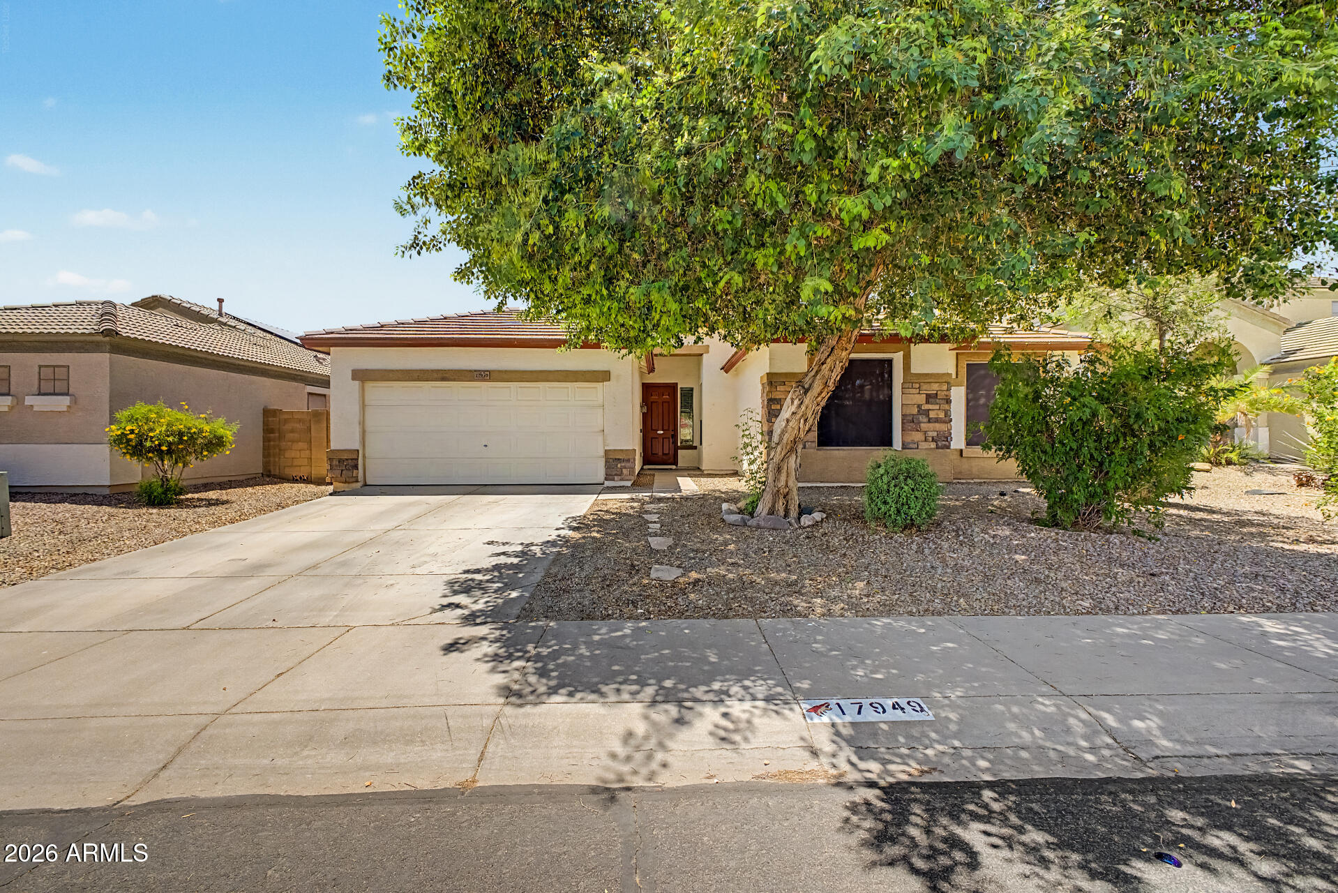 17949 W CARIBBEAN Lane