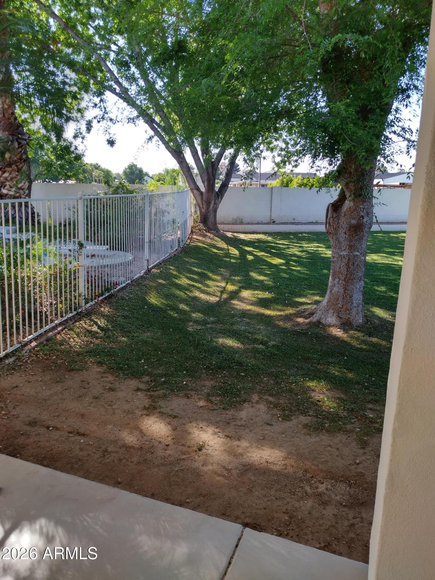 CIRCLE G SUPERSTITION RANCH - Residential