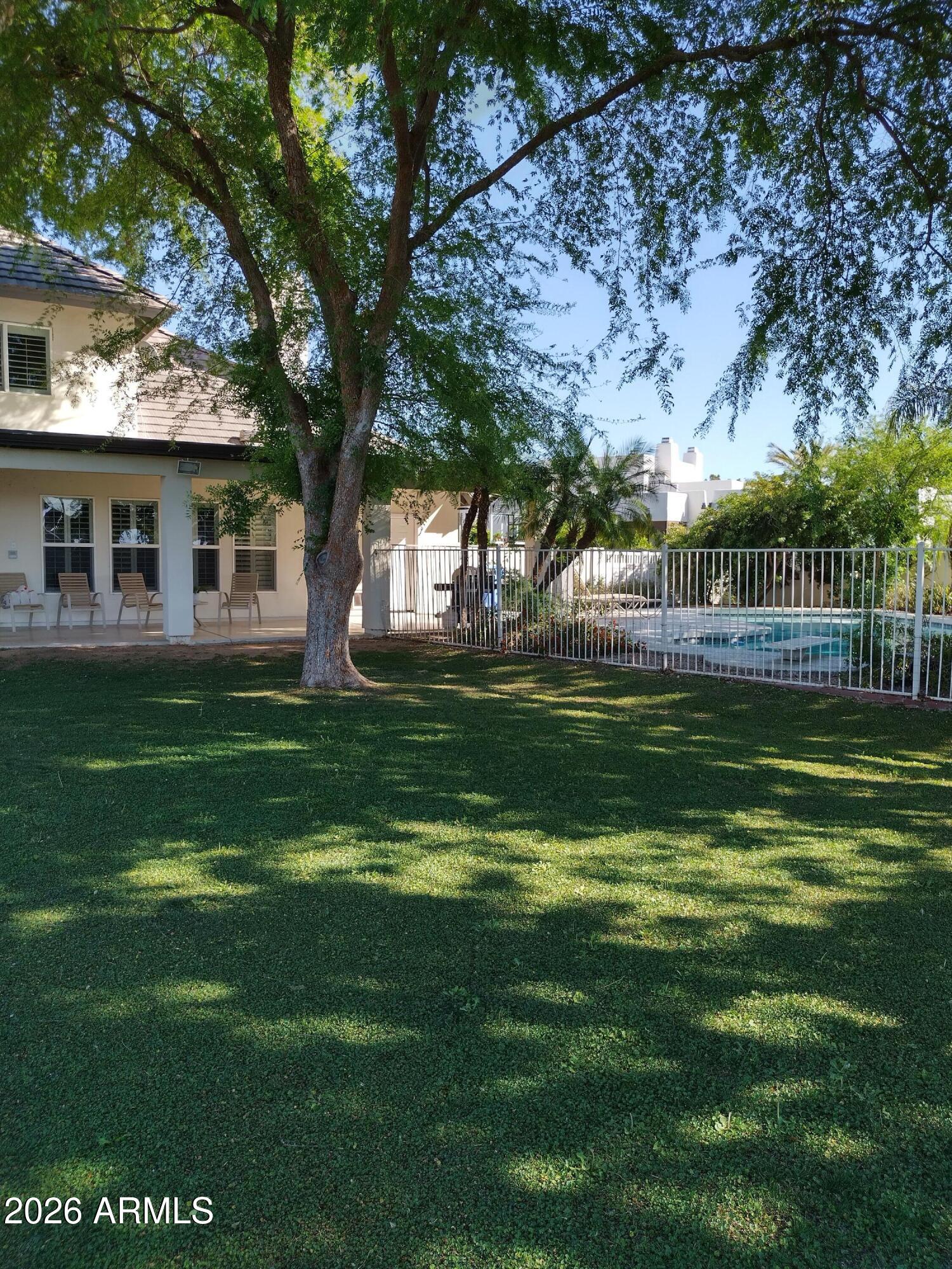 CIRCLE G SUPERSTITION RANCH - Residential
