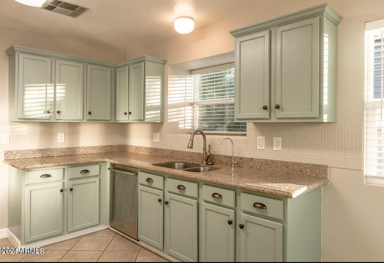 Chandler, Arizona 85224, United States, 4 Bedrooms Bedrooms, ,2 BathroomsBathrooms,Residential,Active,42639