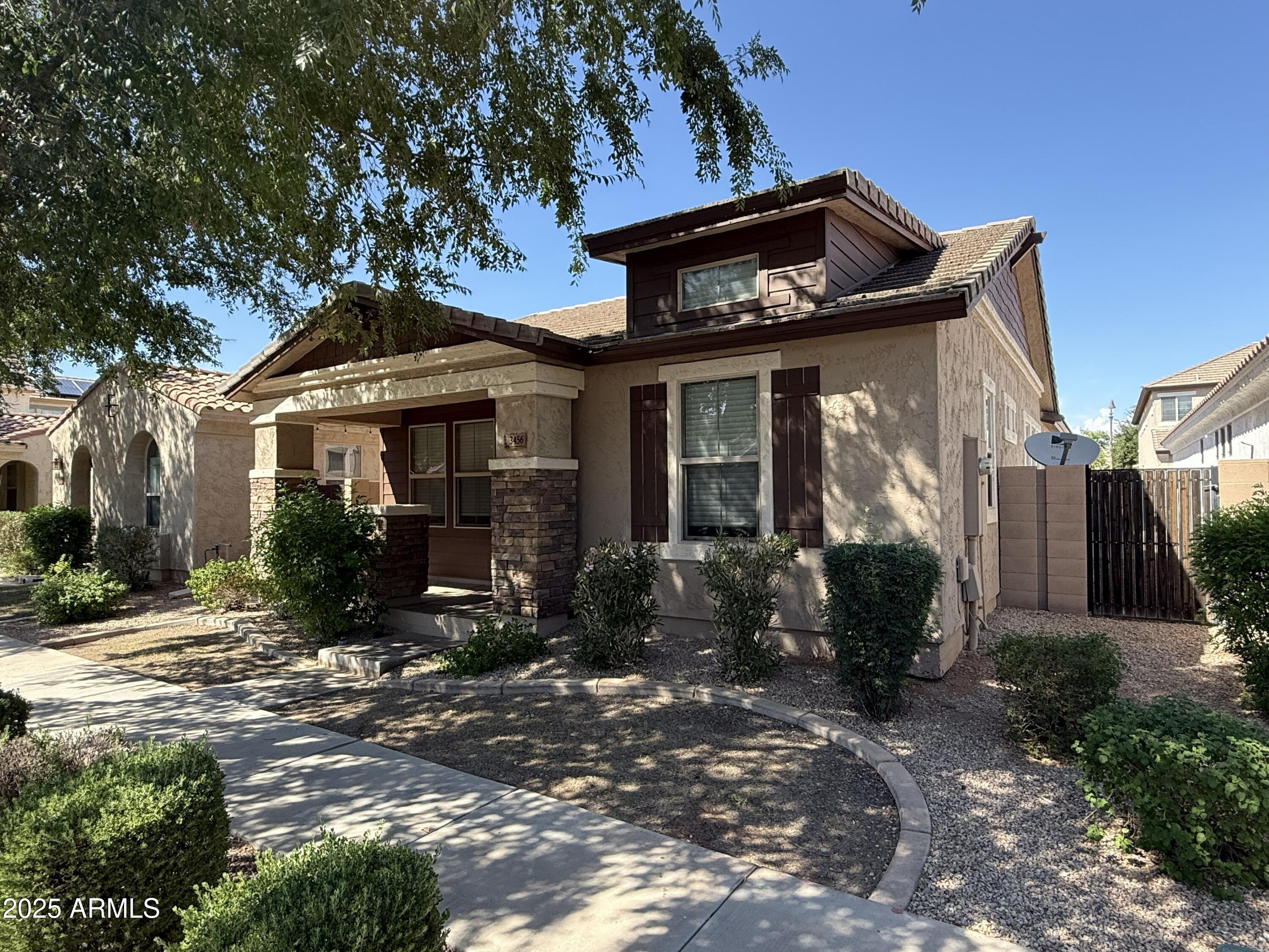 3456 E BETSY Lane