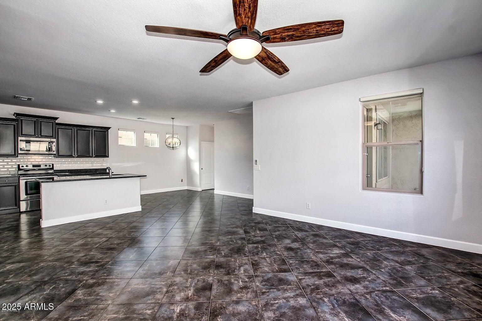 3456 E BETSY Lane