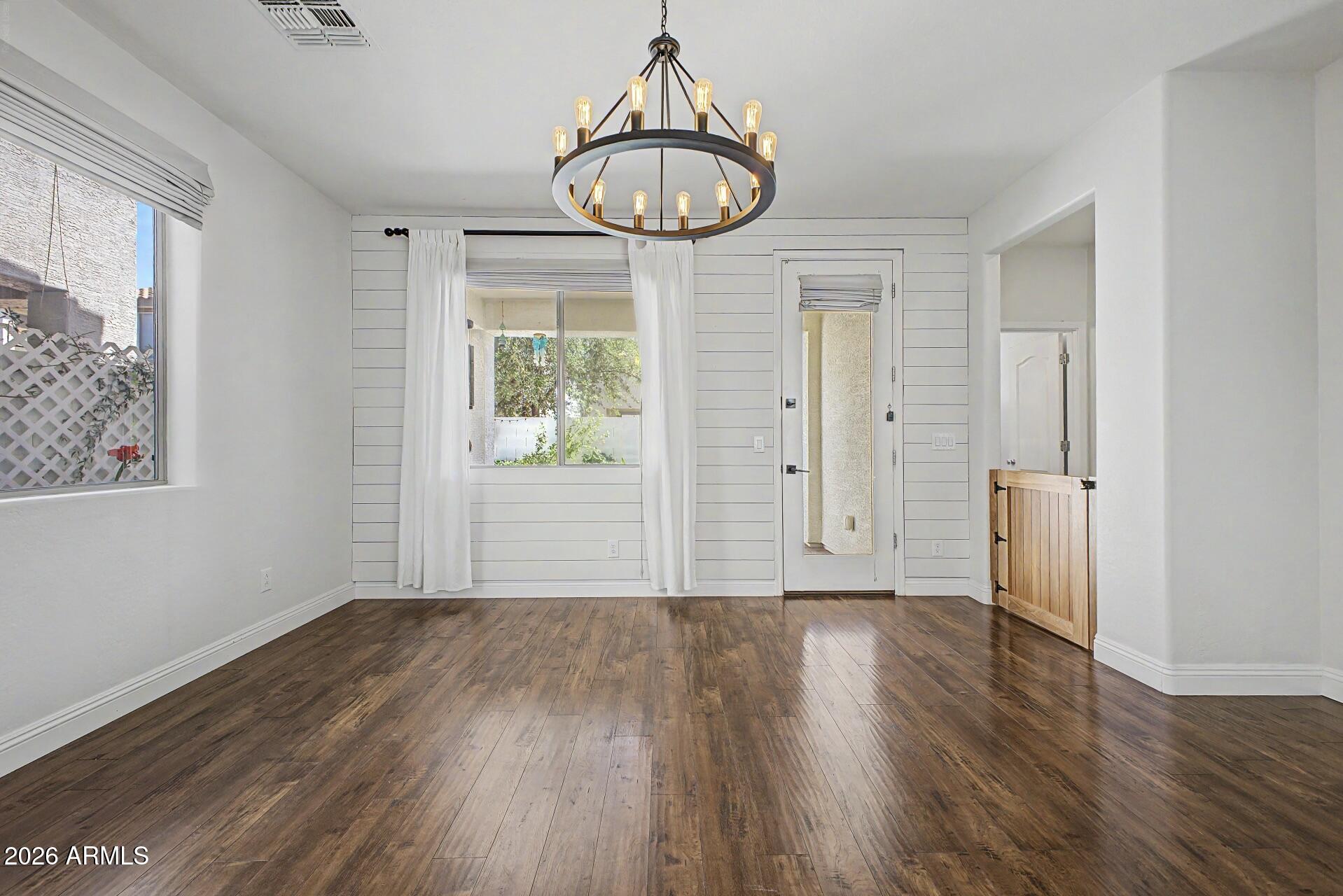 LYONS GATE PHASE 9 - Residential
