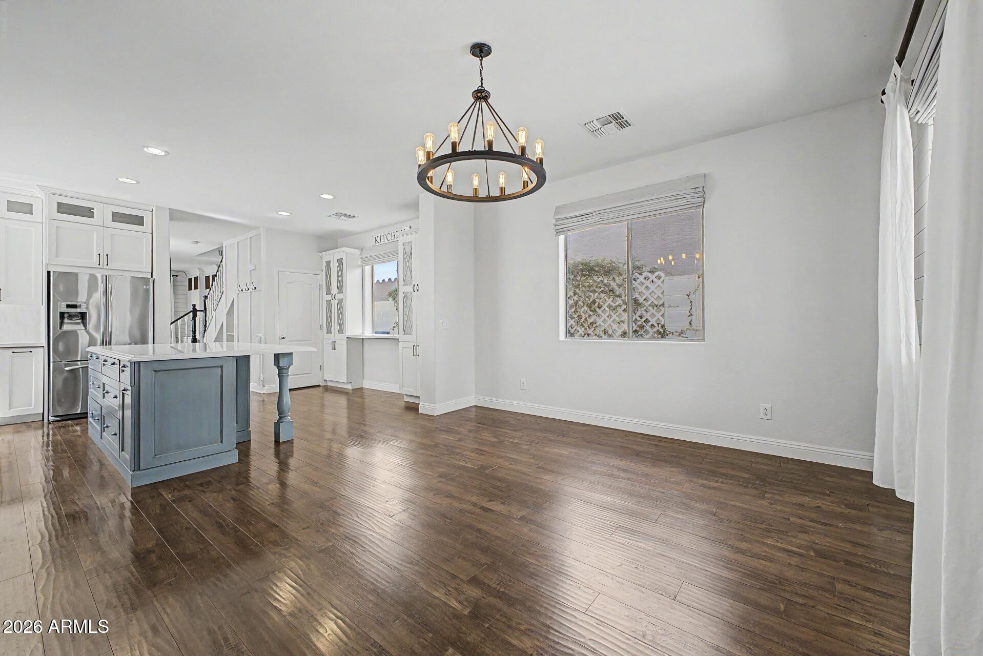 LYONS GATE PHASE 9 - Residential