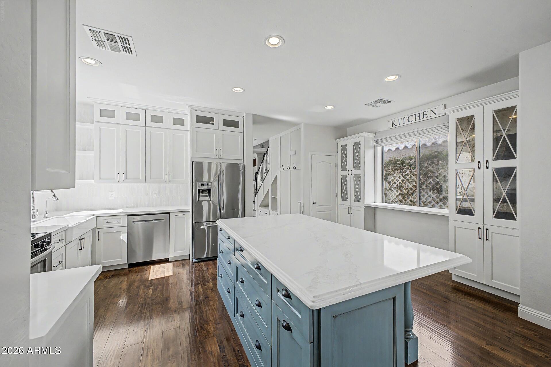 LYONS GATE PHASE 9 - Residential