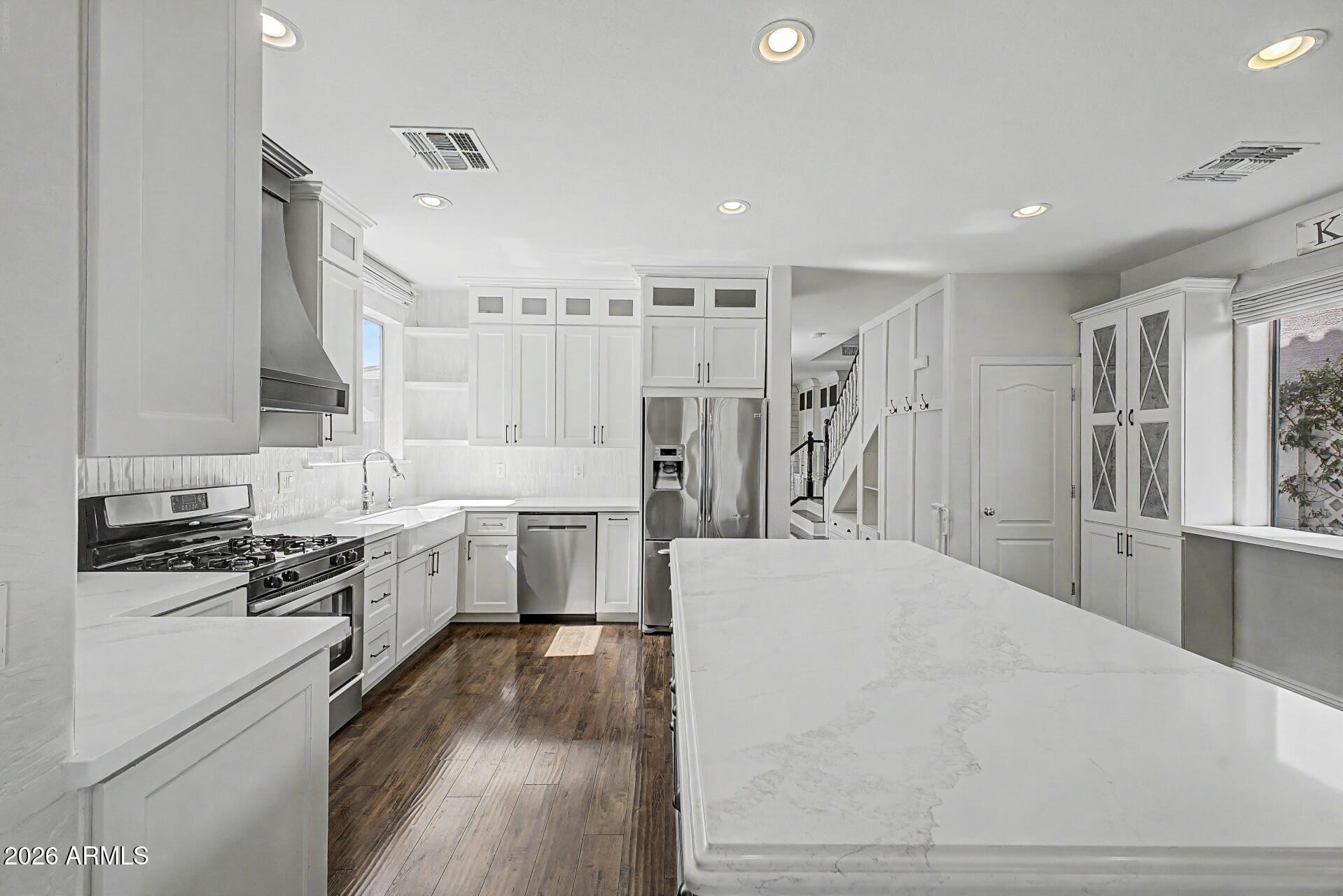 LYONS GATE PHASE 9 - Residential